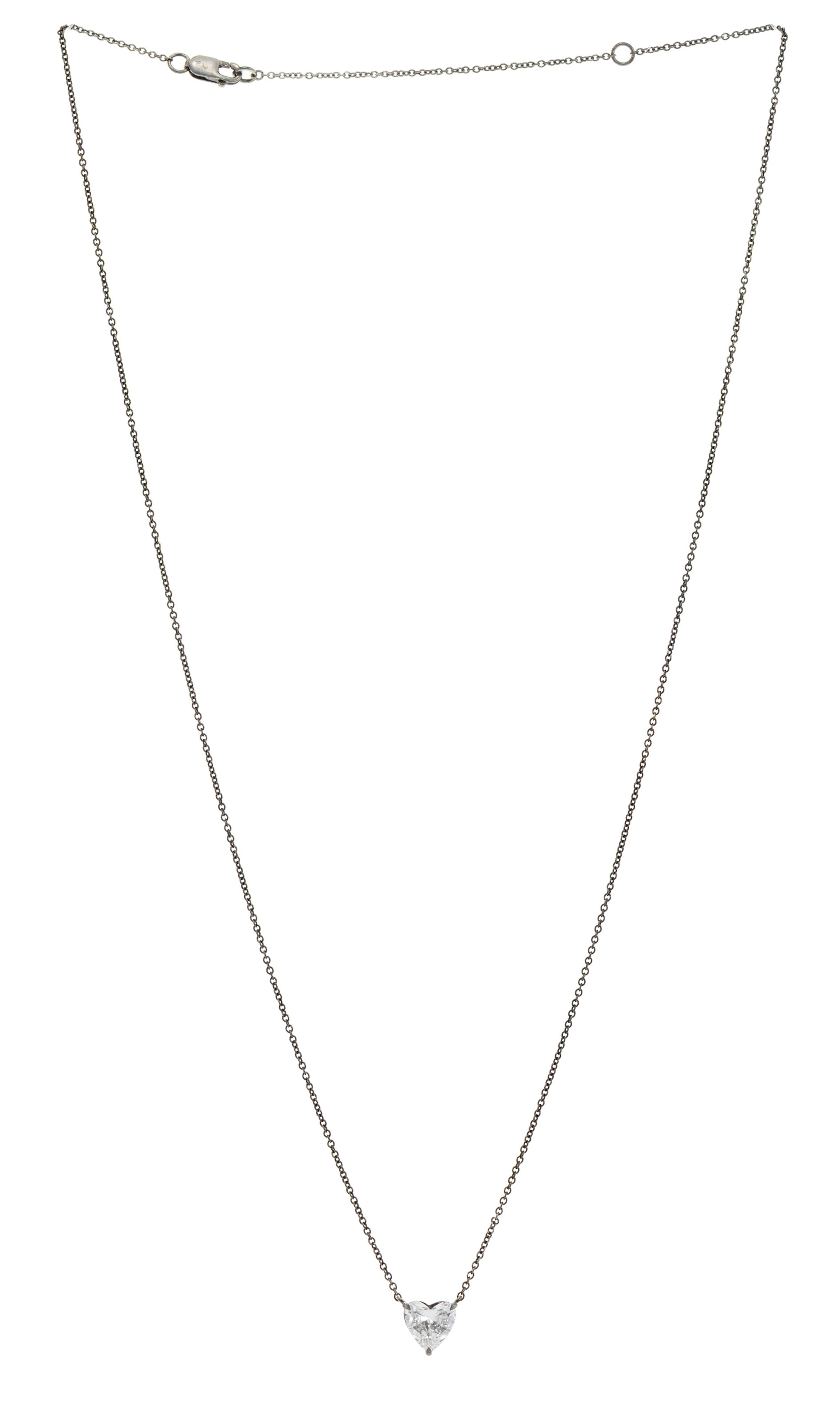 Collier platine noirci à maille forçat retenant un diamant taille