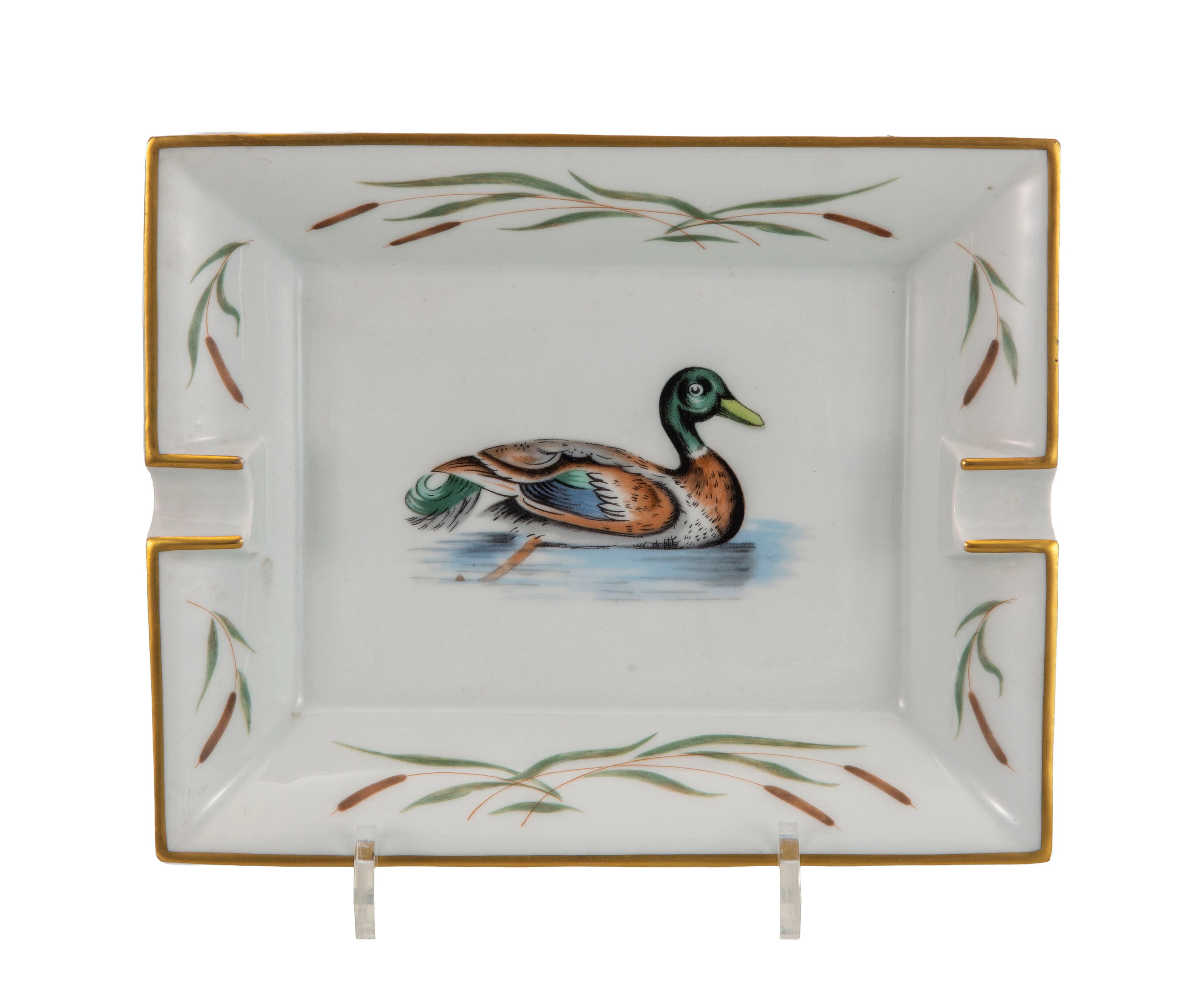 HERMÈS. Vide-poche cendrier en porcelaine, Paris, à décor de canard, 19,8x16 cm
