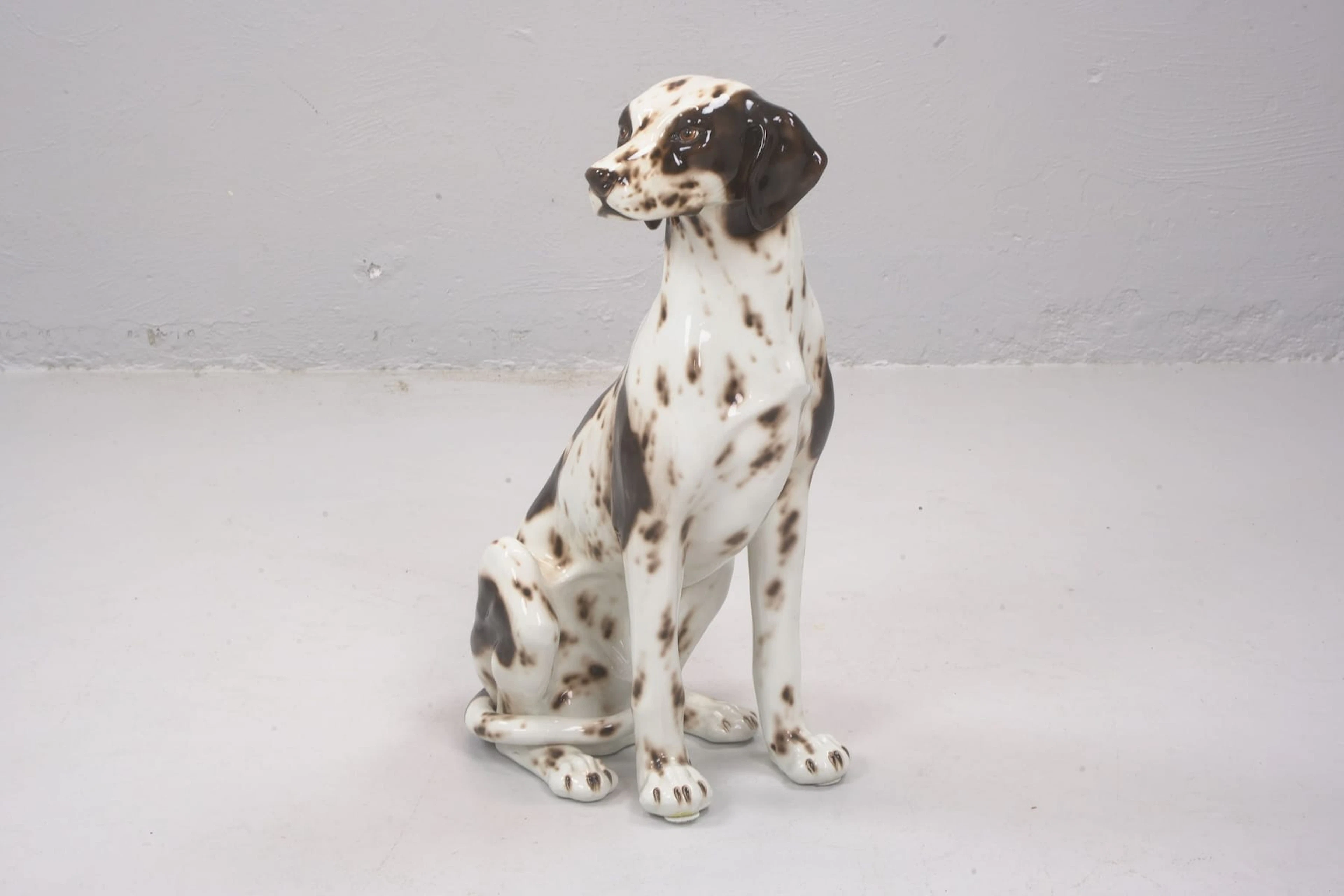 GOLVSKULPTUR, hund, keramik, 1900-talets andra hälft