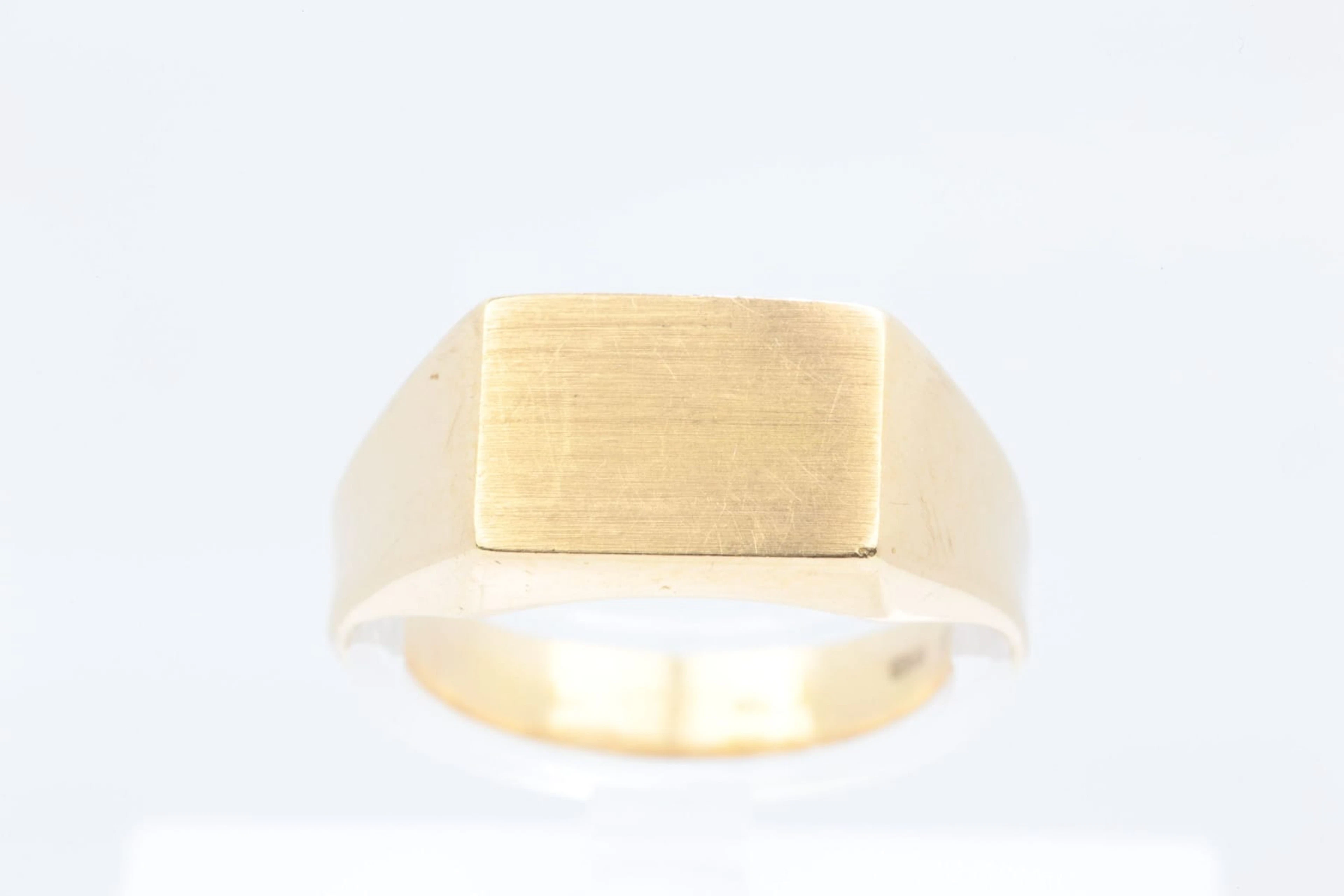 KLACKRING, guld, 18 k, ca 2,39 g