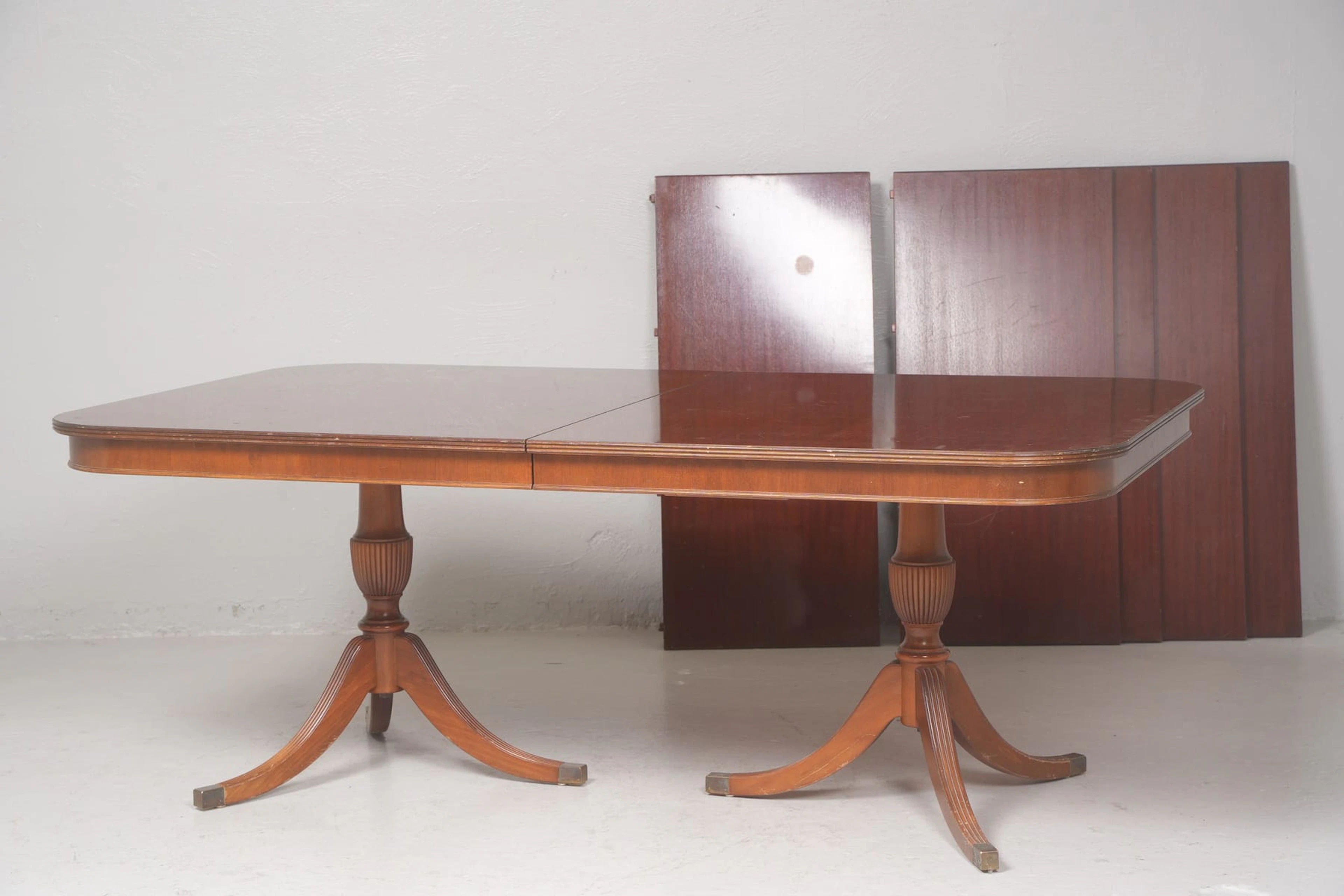 MATBORD, mahogny, Engelsk stil, 1900-talets andra hälft