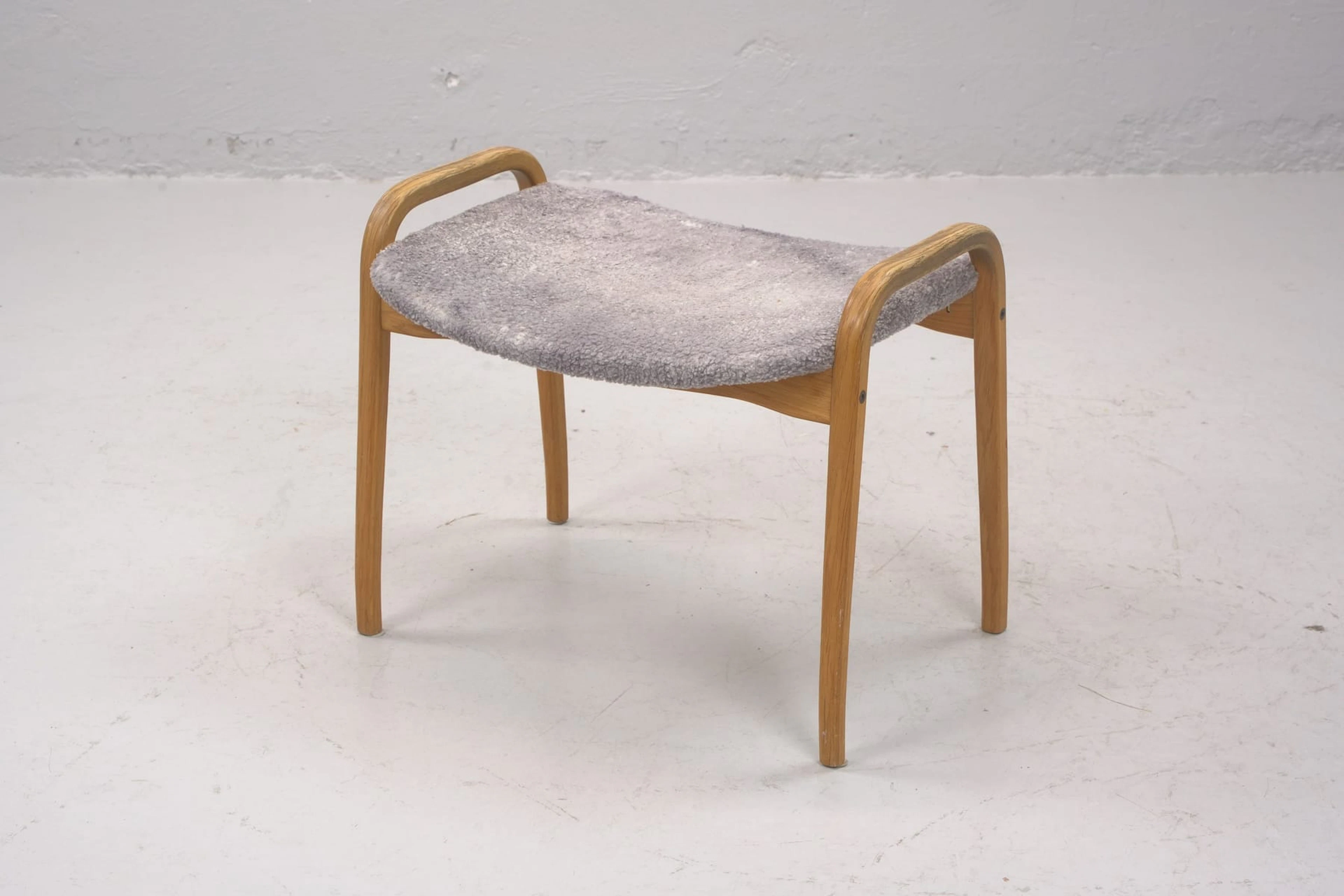 YNGVE EKSTRÖM (1913-1988), fotpall, ek, "Lamino", Swedese