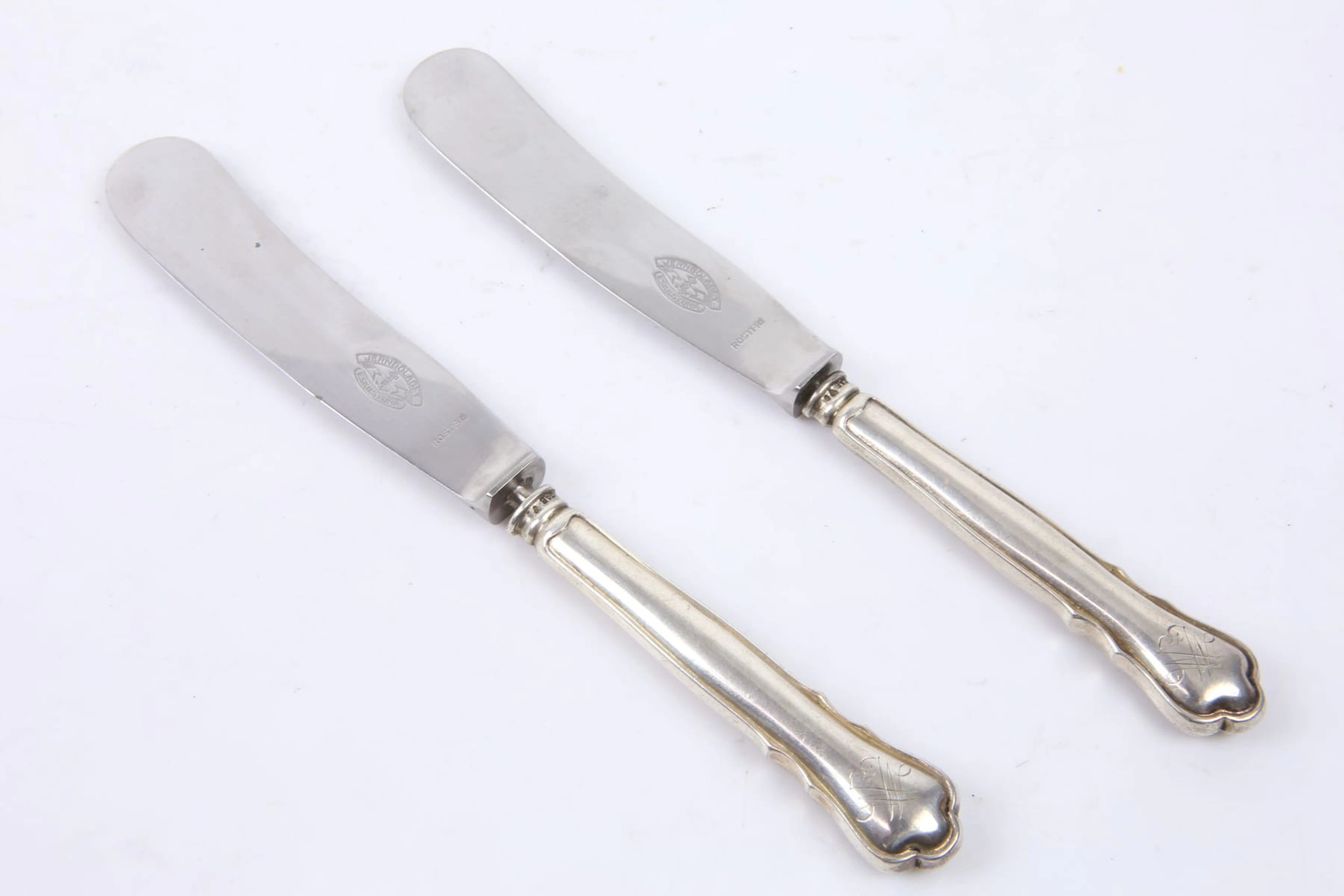SMÖRKNIVAR, 2 st, silver, "Chippendale", GAB