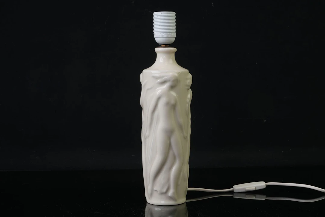 TYRA LUNDGREN (1897-1979), bordslampa, keramik, Arabia