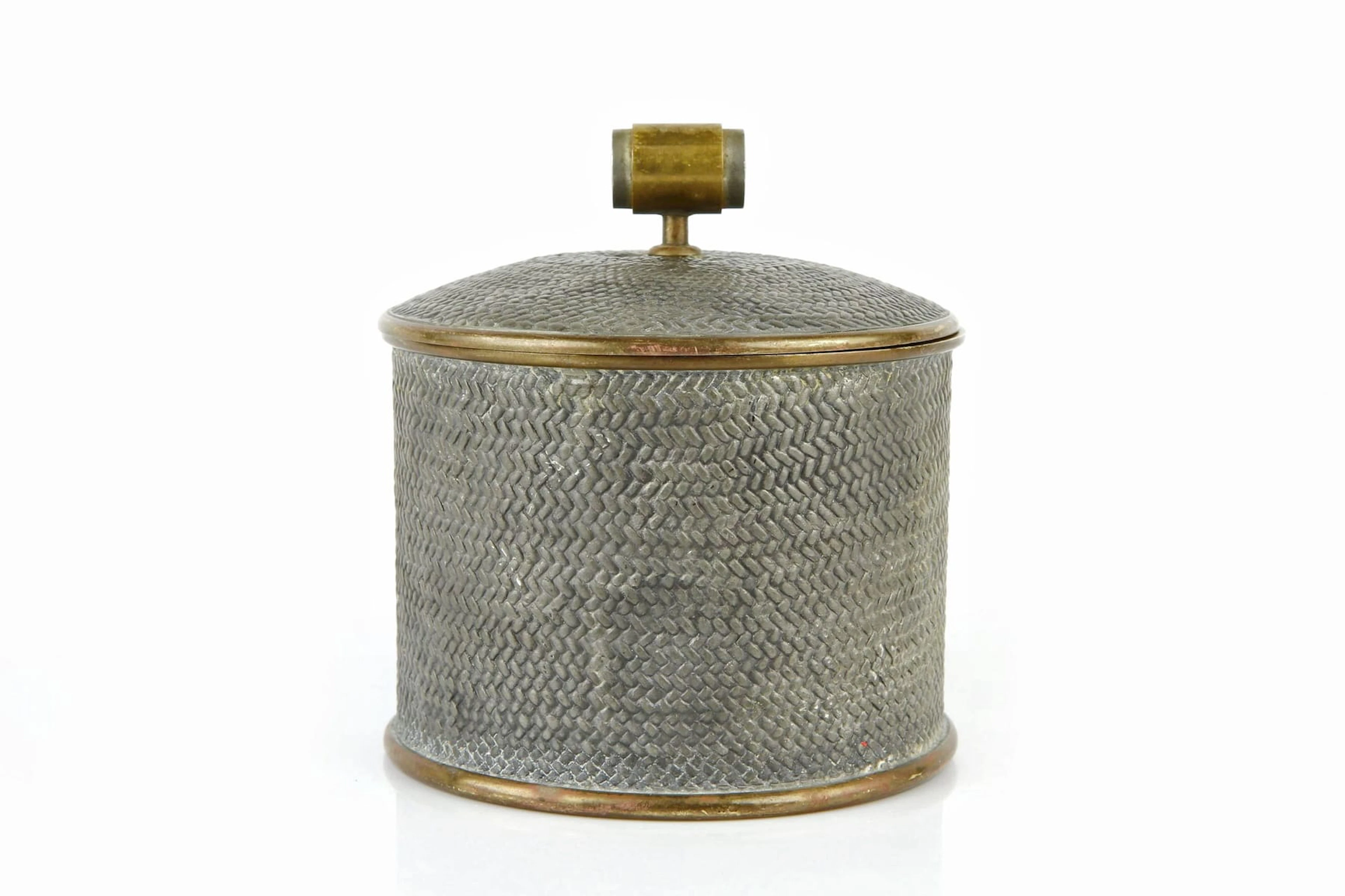 BJÖRN TRÄGÅRDH (1908-1998), burk med lock, Firma Svenskt tenn, 1938