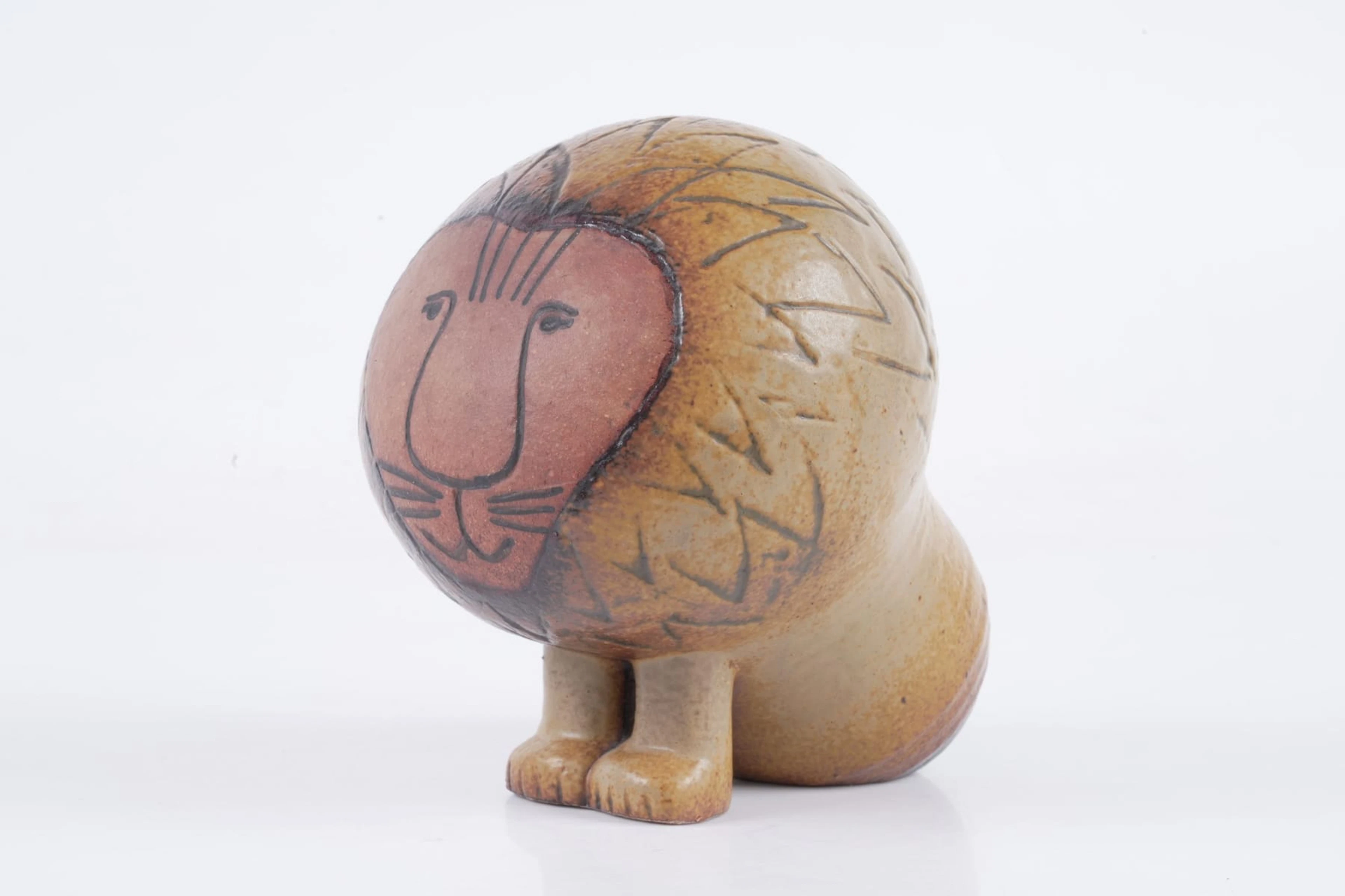 LISA LARSON (1931-2024), figurin, "Lejon midi", ur serien Afrika, Gustavsberg