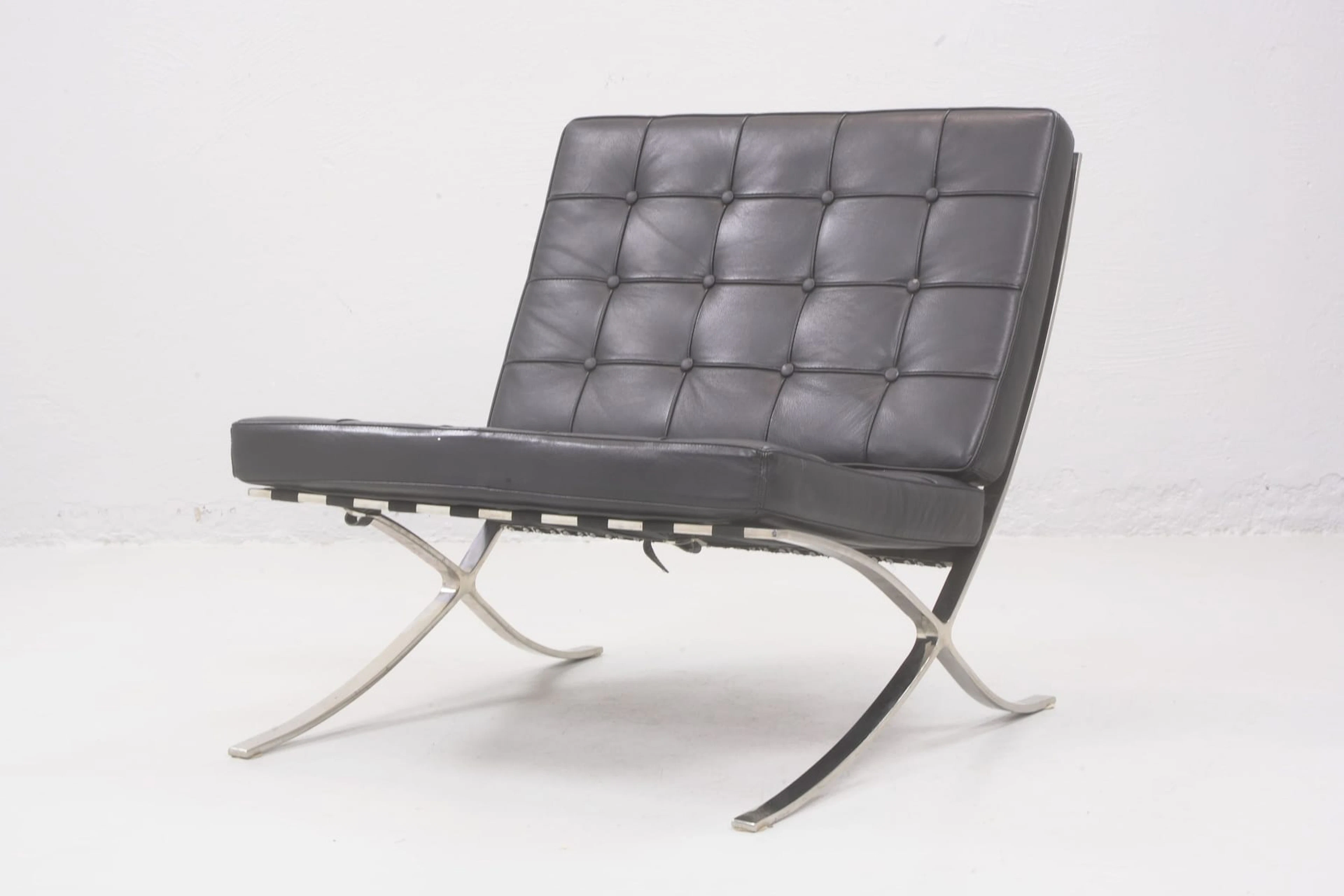 FÅTÖLJ, replika efter Ludwig Mies van der Rohe, 1980/1990-tal