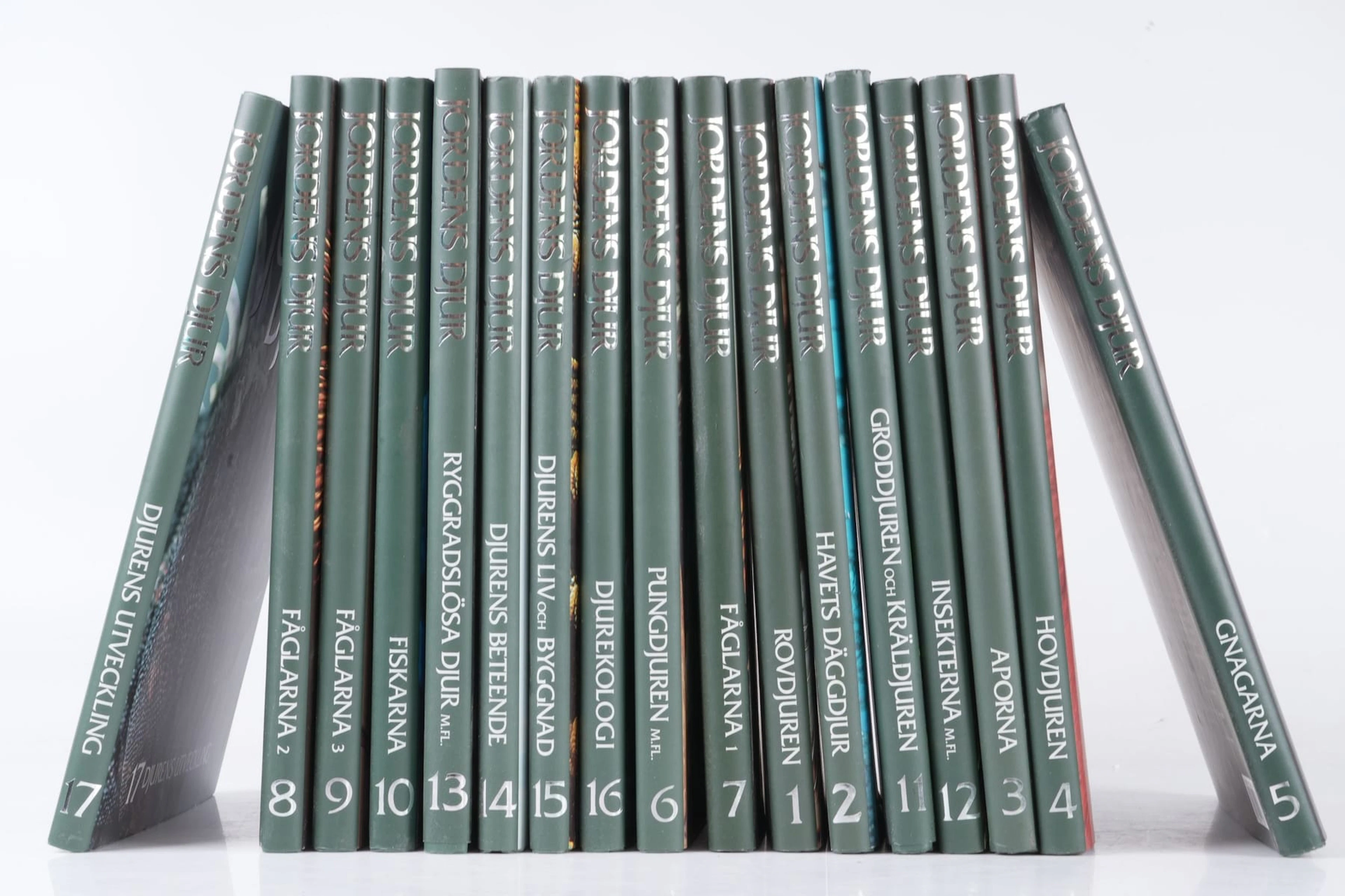 BÖCKER, vol. 1-17, "Jordens djur", Bonnier
