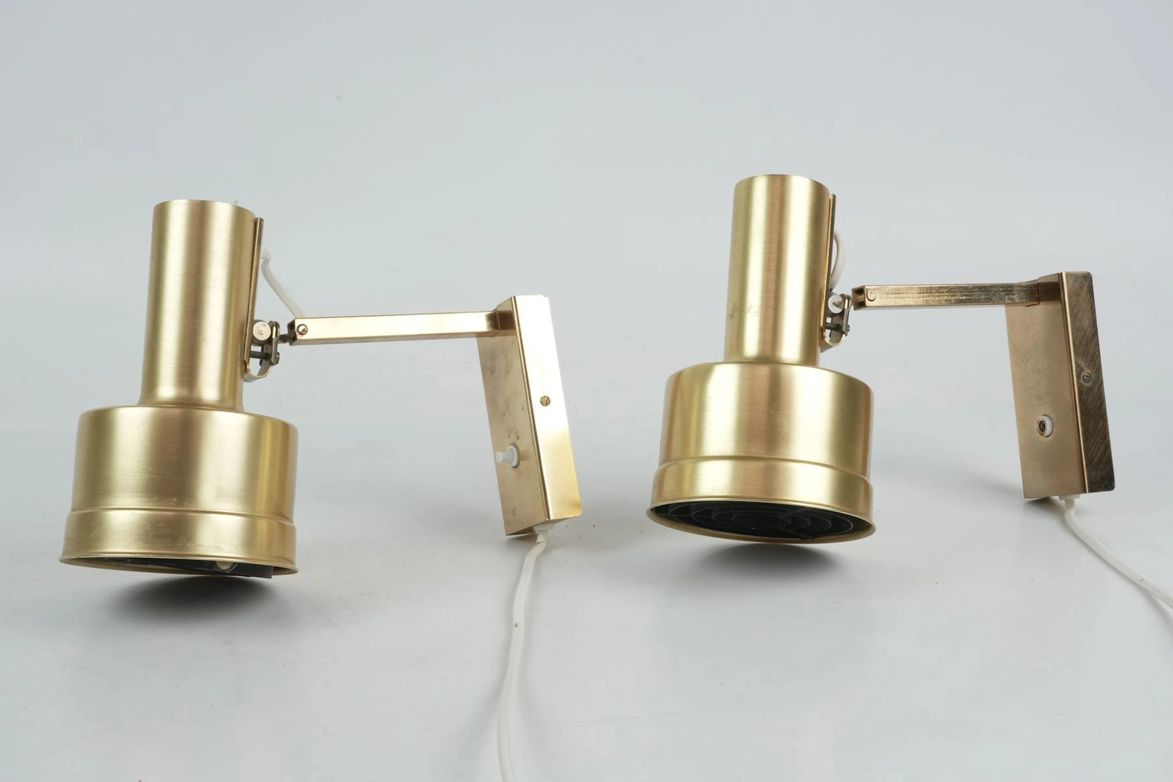 SÄNGLAMPOR, ett par, Typ 1405, Kosta lampan
