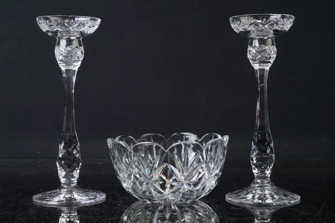 FRITZ KALLENBERG (1902-1981), ljusstakar, ett par, "Pompadour", Boda, samt SKÅL