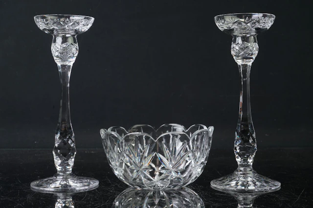 FRITZ KALLENBERG (1902-1981), ljusstakar, ett par, "Pompadour", Boda, samt SKÅL