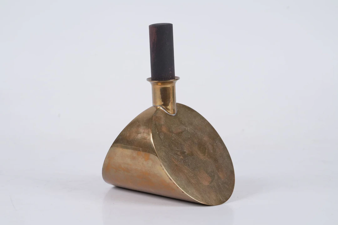 PIERRE FORSSELL (1925-2004), karaff / flaska, Skultuna Bruk, 1978