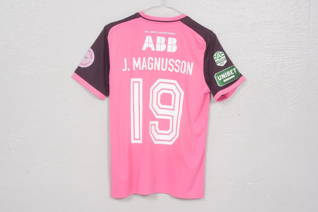 JENS MAGNUSSON, matchtröja, (M), "Rosa matchen", VSK Fotboll, 2026