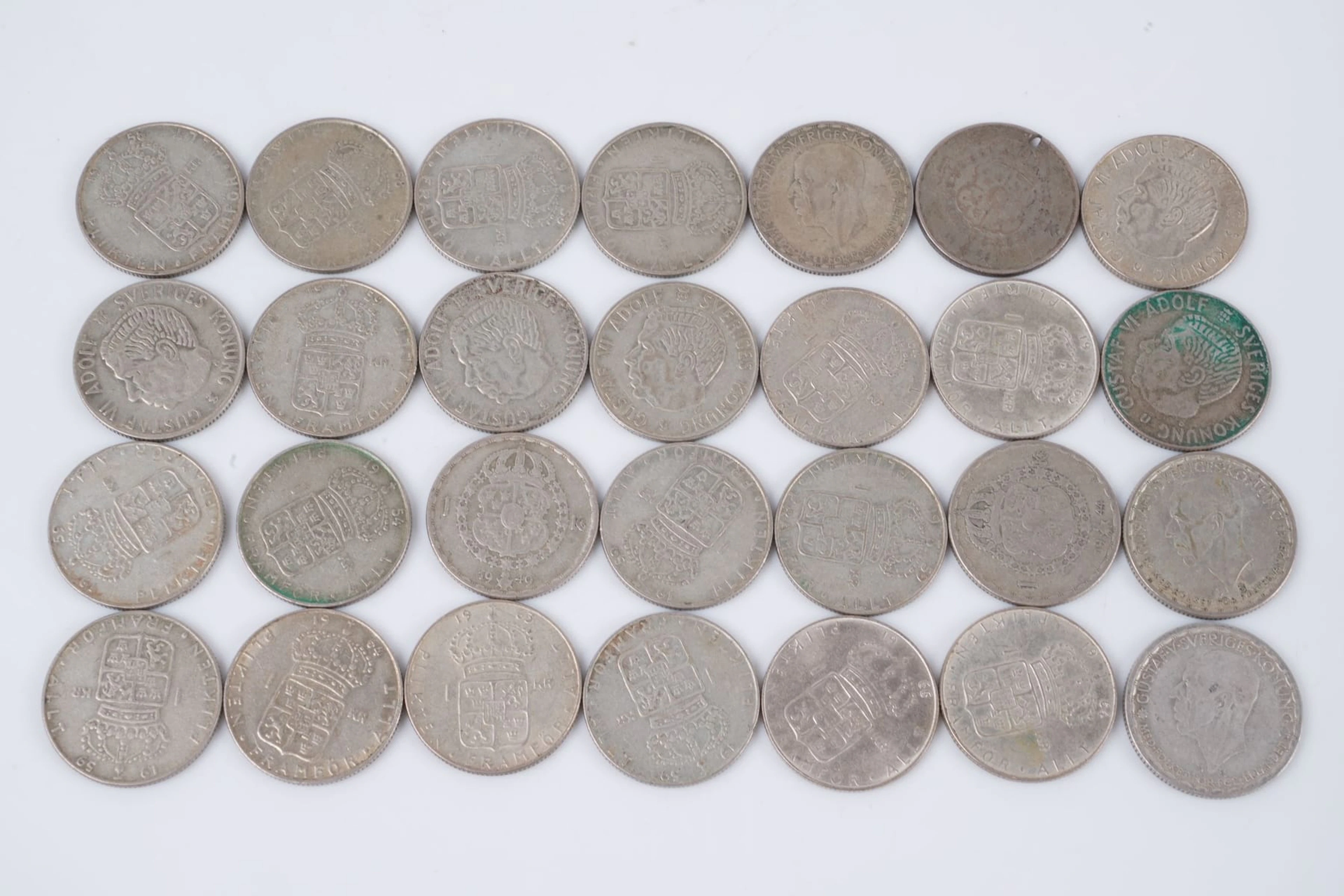 MYNT, 28 st, silver 400/1000, en krona, Sverige, 1942-1966