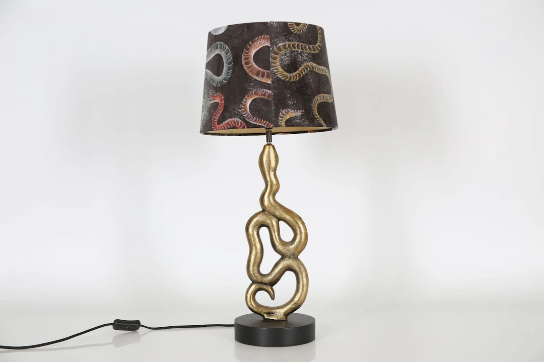 BORDSLAMPA, PR Home, samtida