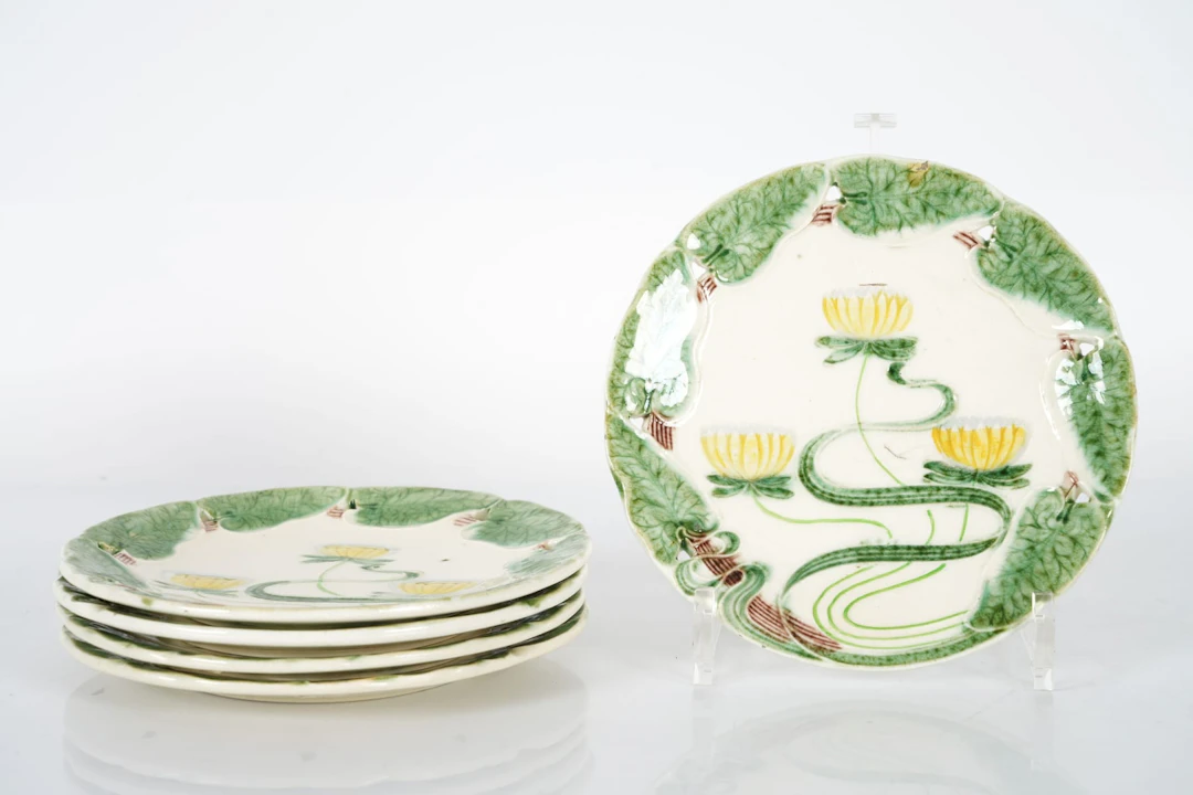 ASSIETTER, 5 st, "Water Lily", Villeroy & Boch, Schramberg, 1900-talets