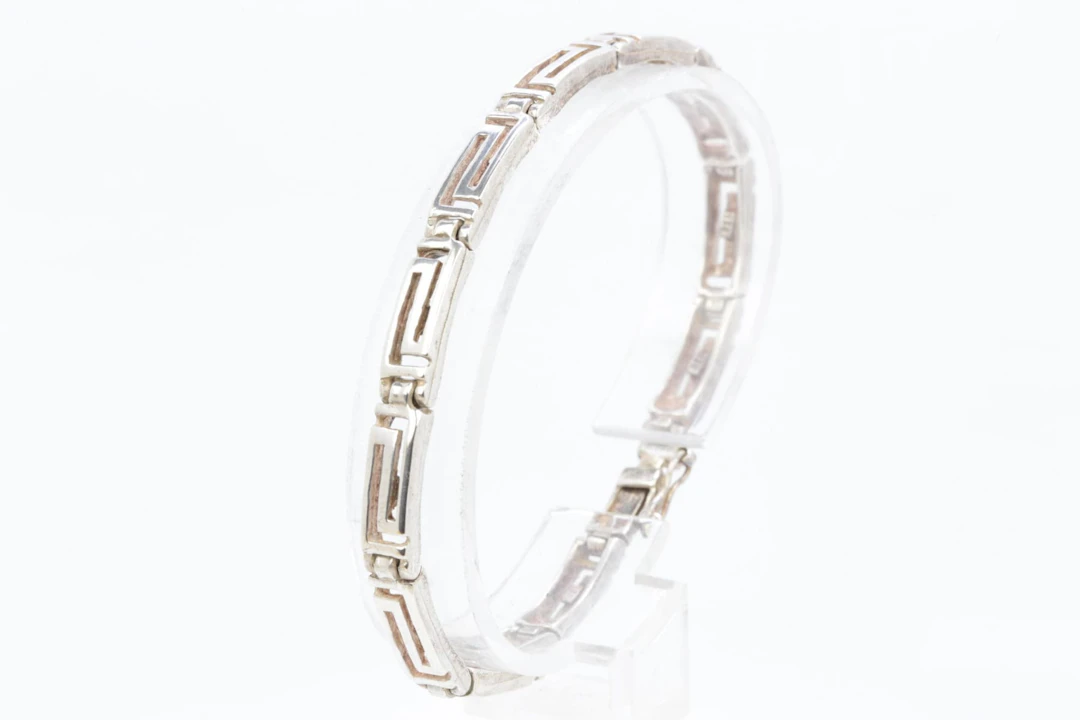 ARMBAND, silver, genombruten dekor, ca 11,77 g
