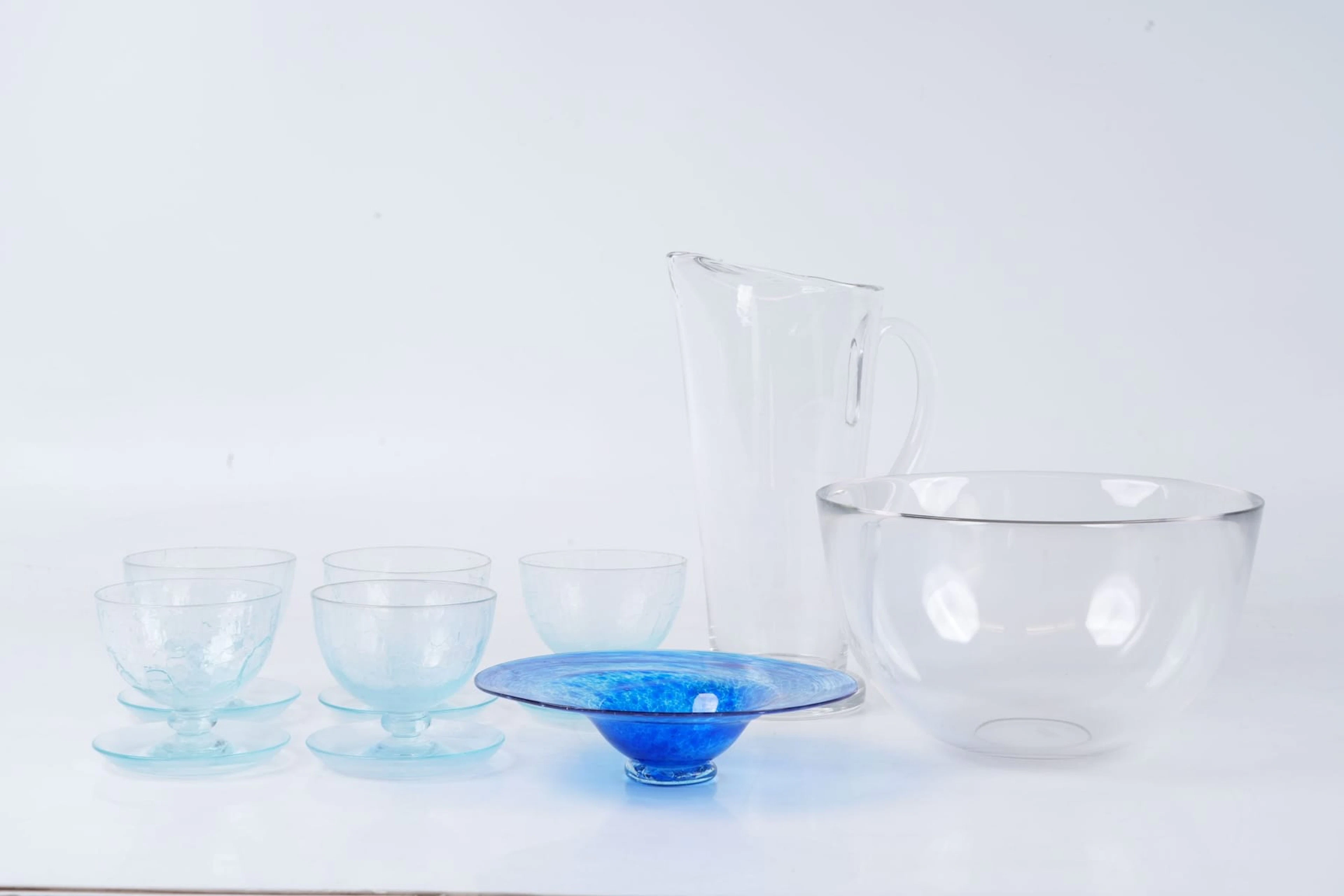 PARTI med coupeglas, kanna, skålar, bl.a. Orrefors