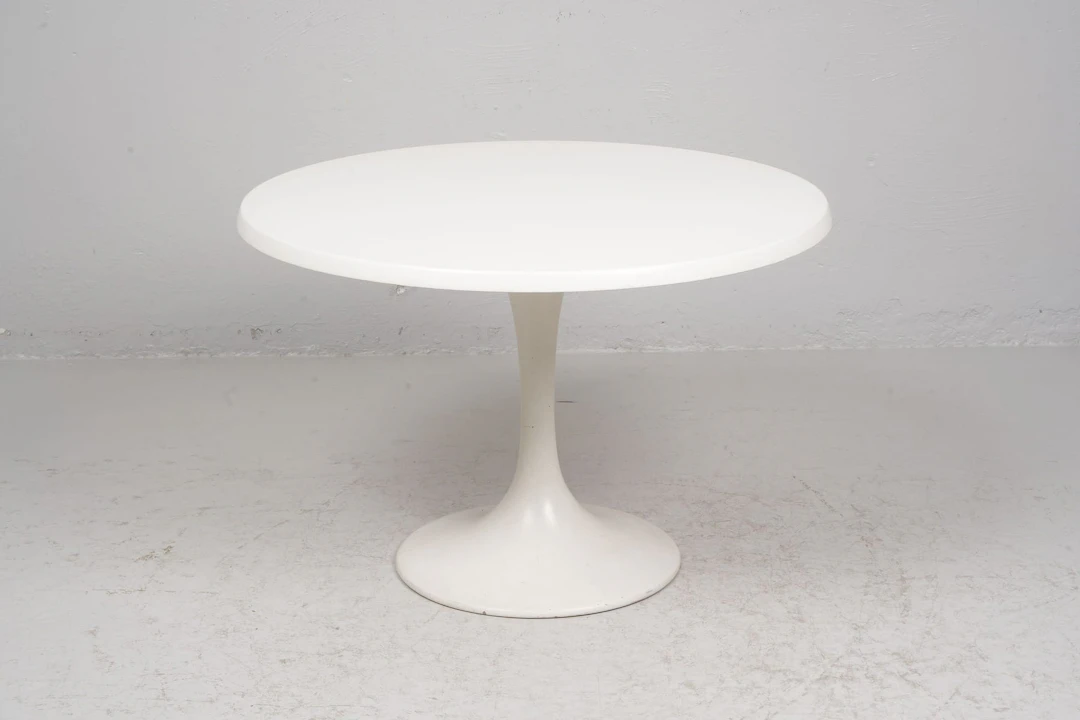 MATBORD, vitlackerad glasfiber, 1900-talets andra hälft