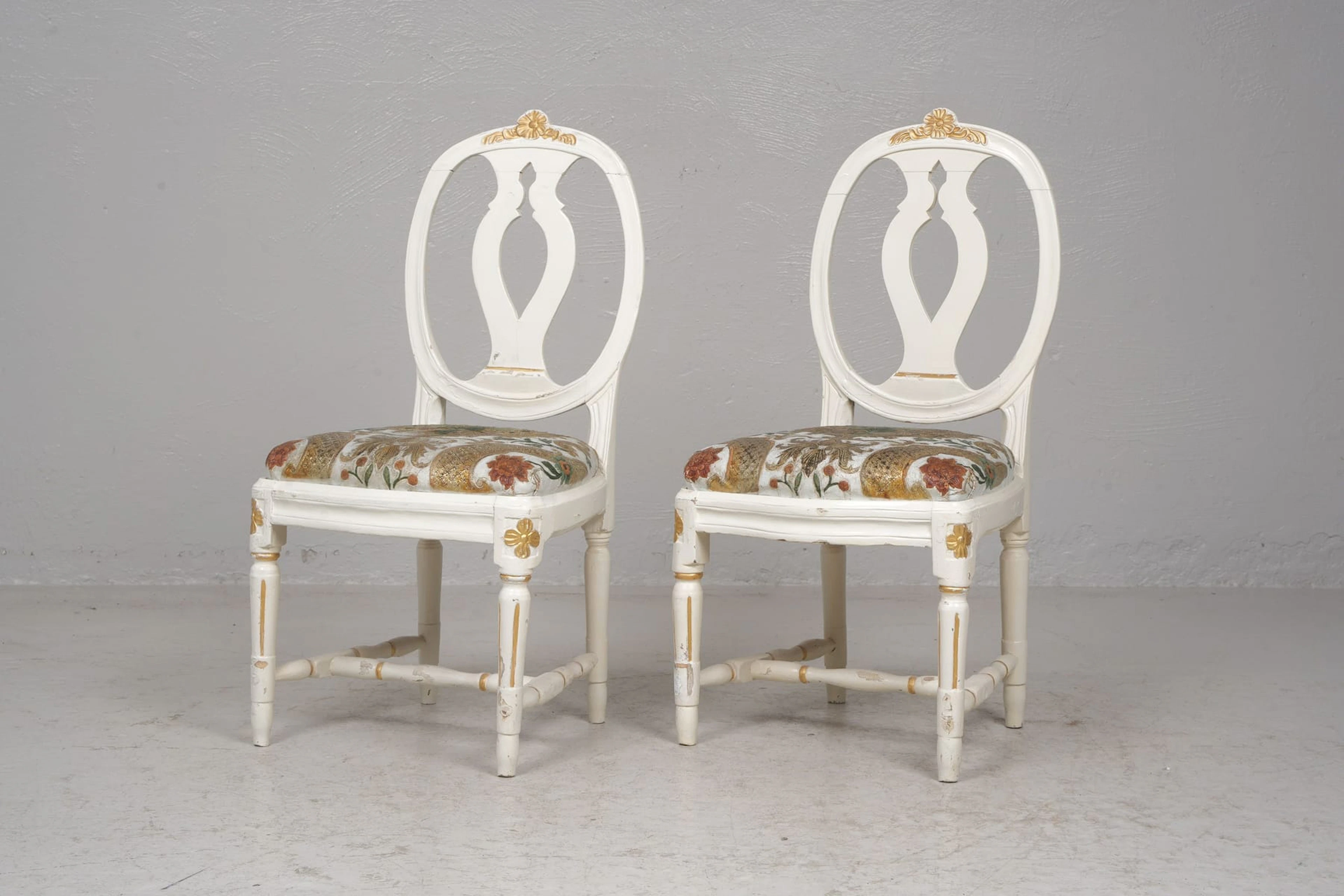 STOLAR, ett par, s.k. "Svenska modellen", gustavianska (ca 1775-1790)