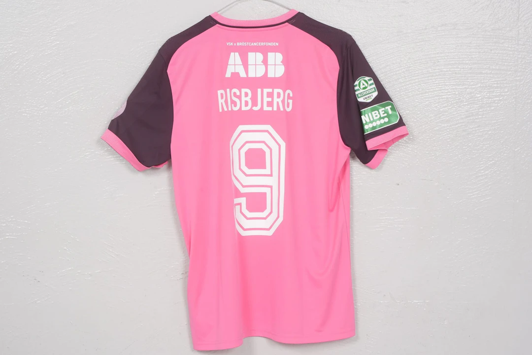 CASPER RISBJERG, matchtröja, (L), "Rosa matchen", VSK Fotboll, 2026