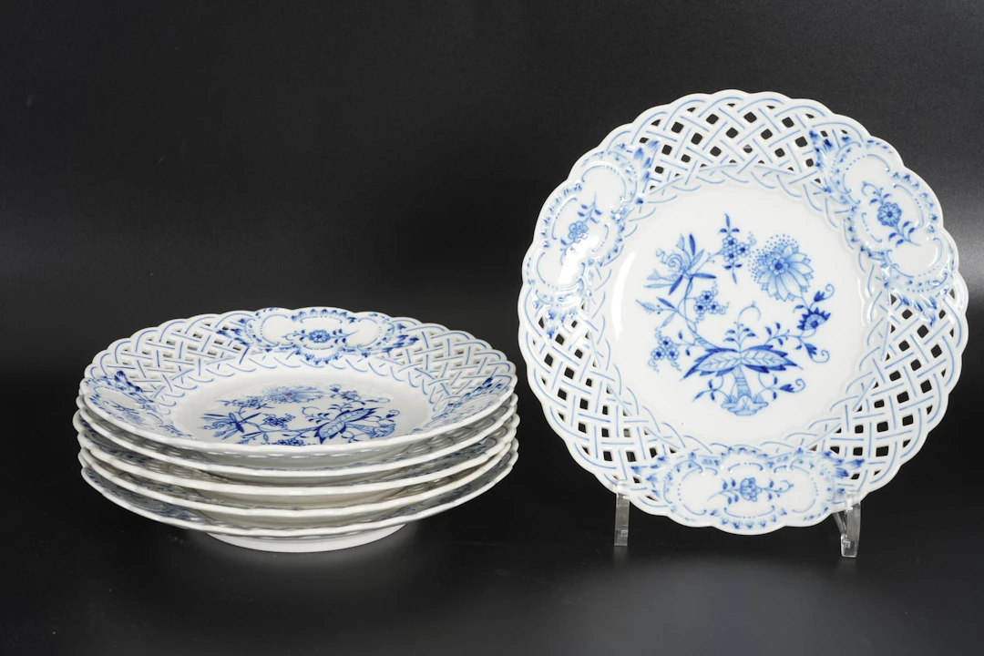 FAT, 6 st, genombruten dekor, Lökmönstret, Meissen, Tyskland
