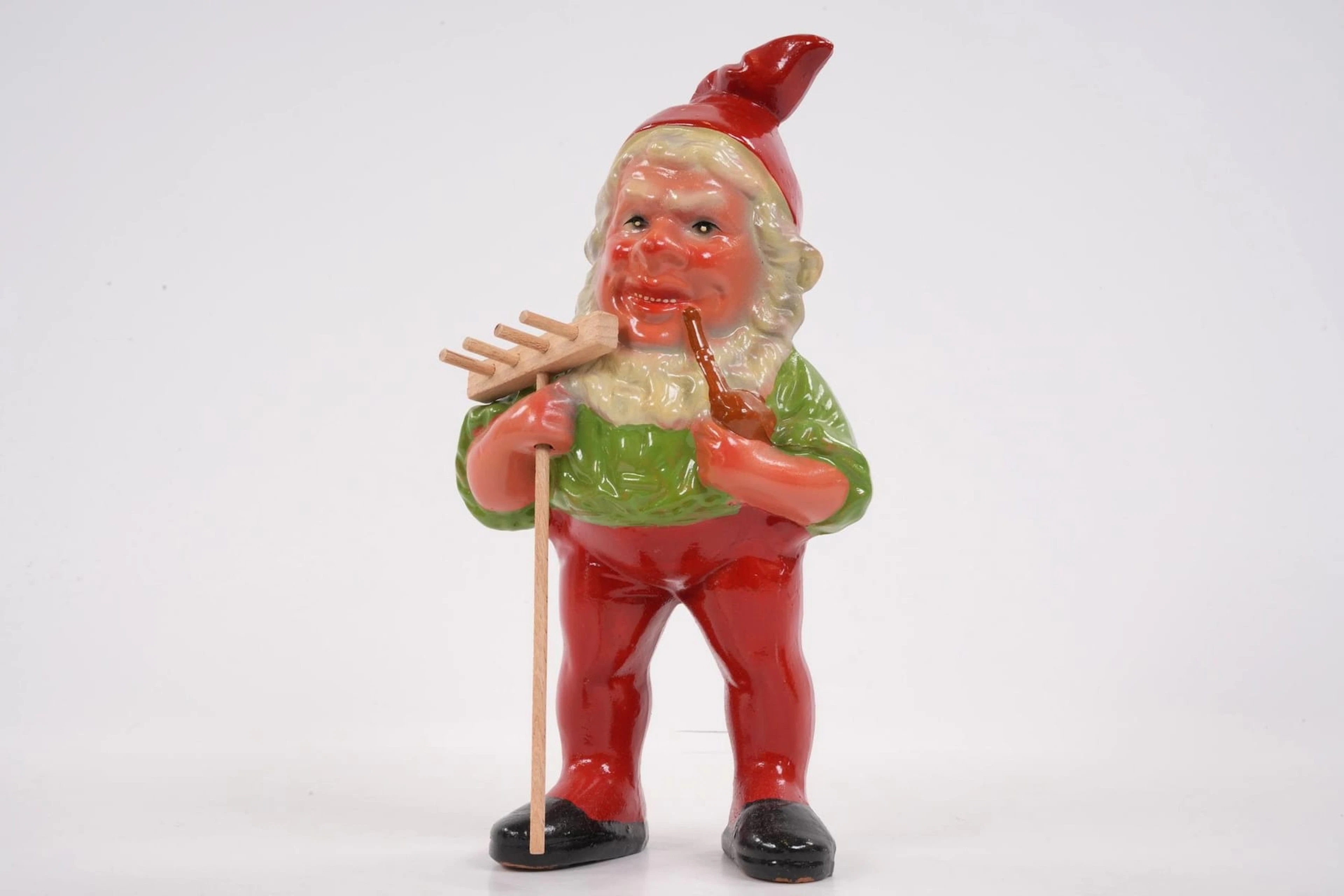 FIGURIN, tomte, terrakotta, 1900-tal