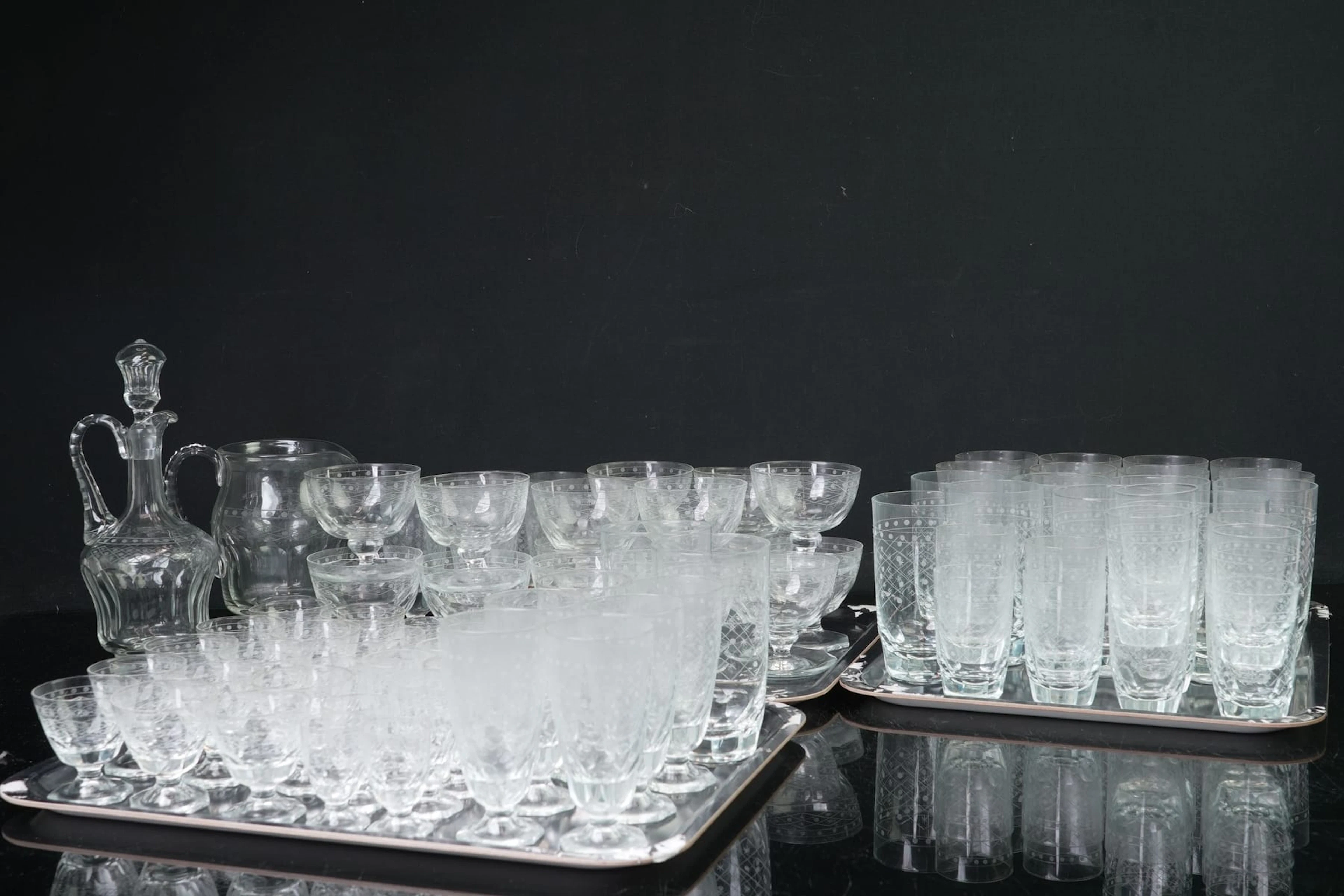 GLASSERVIS, 95 delar, 1900-tal