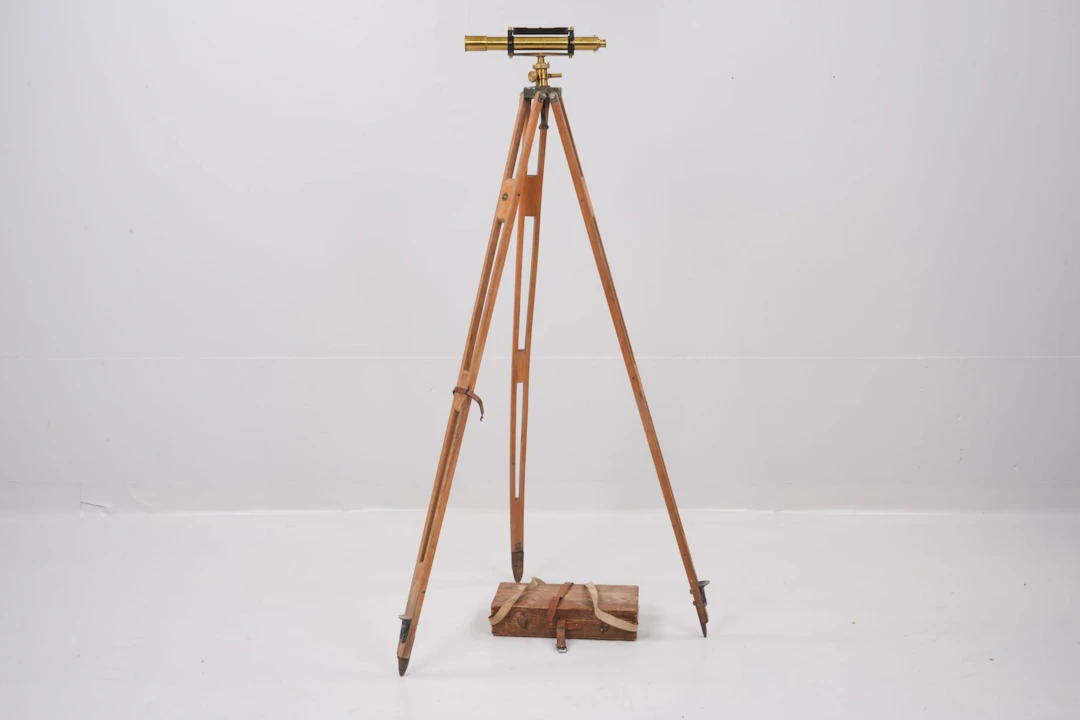 GEOTETISKT MÄTINSTRUMENT, mässing, Frans. J. Berg, Stockholm