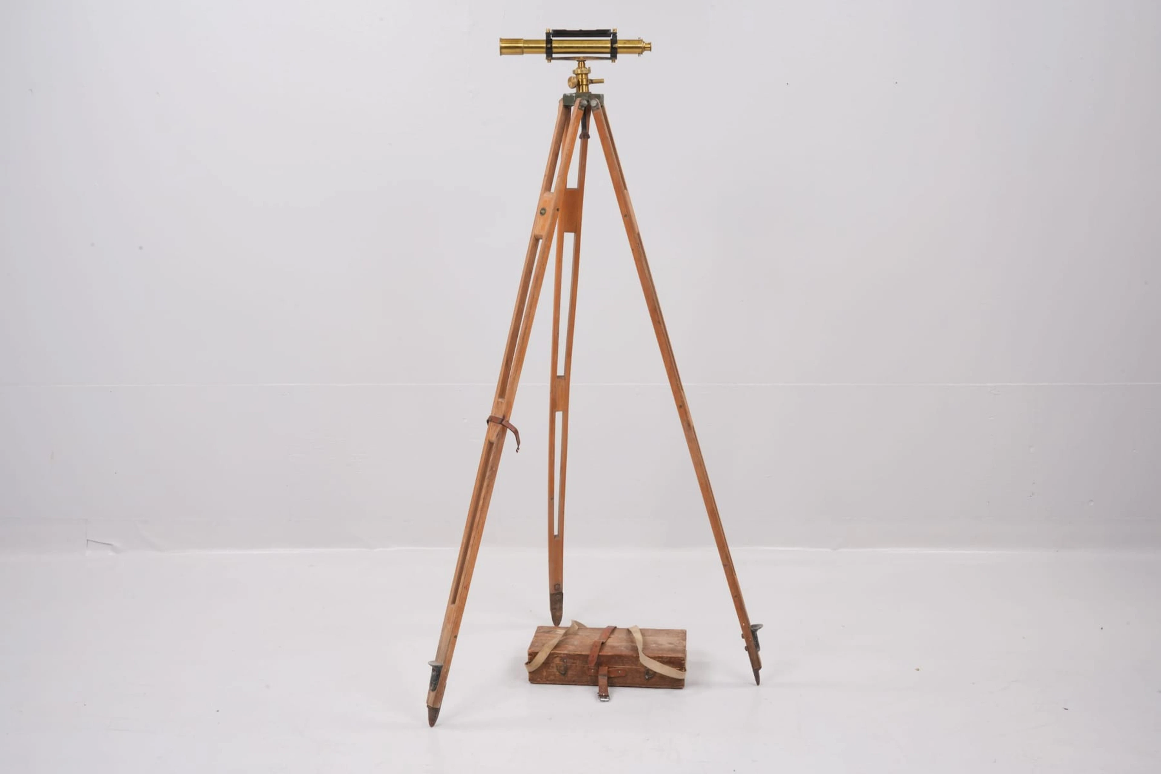 GEOTETISKT MÄTINSTRUMENT, mässing, Frans. J. Berg, Stockholm