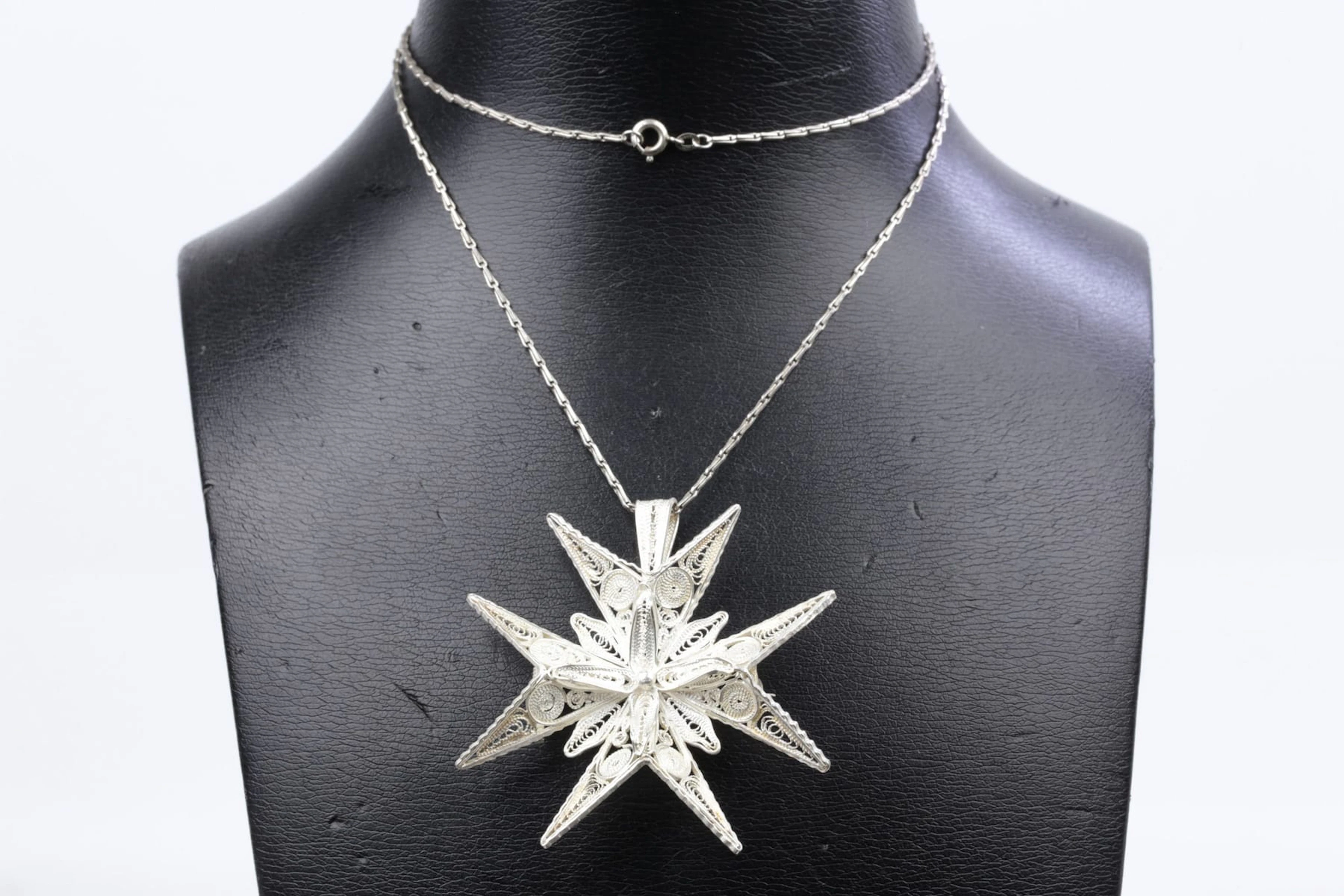 HALSKEDJA, med HÄNGE / BROSCH, filigranarbete, silver