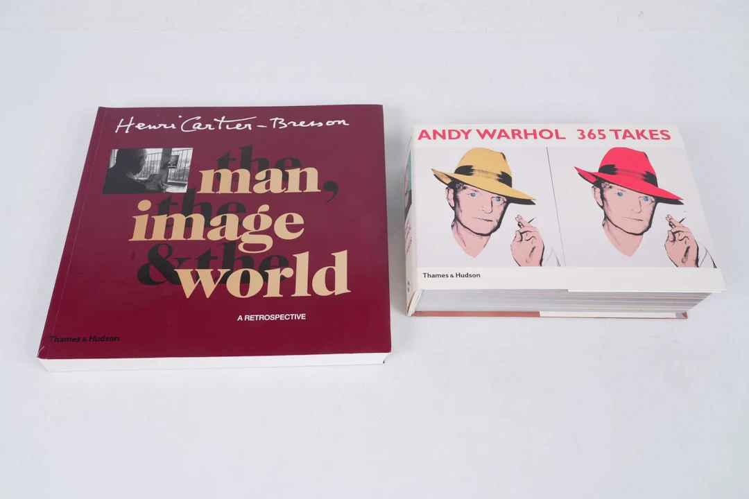 ANDY WARHOL, bok, "365 takes", samt HENRI CARTIER BRESSON, bok, "The