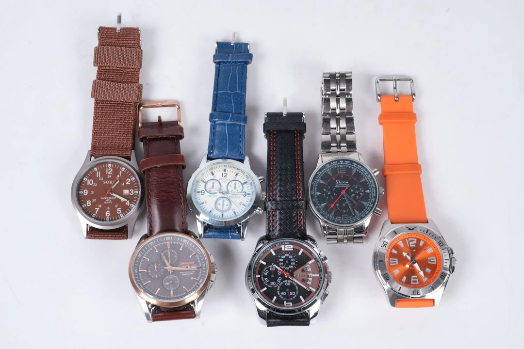 ARMBANDSUR, 6 st., bl.a. Champion, Yazole