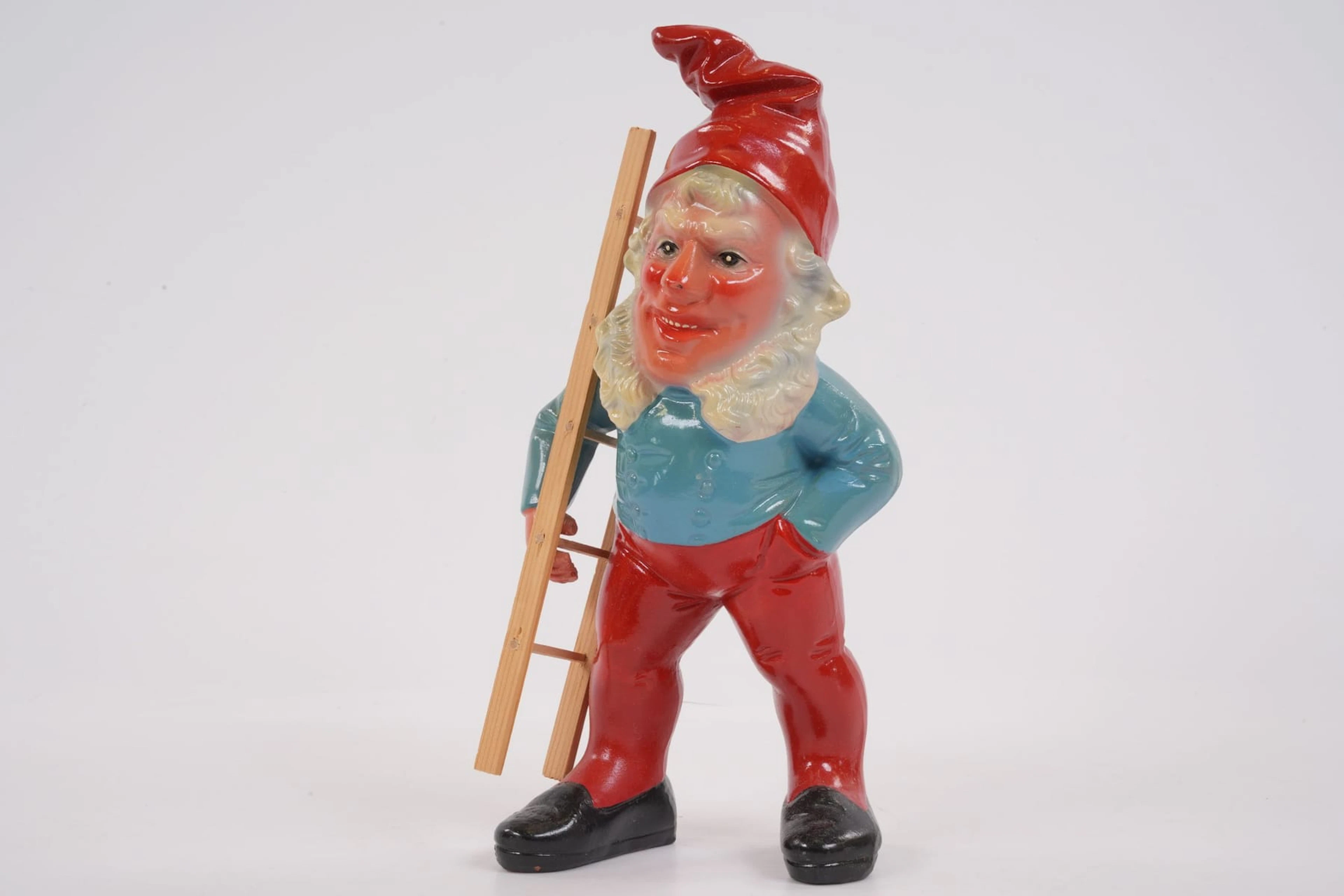 FIGURIN, tomte, terrakotta, 1900-tal