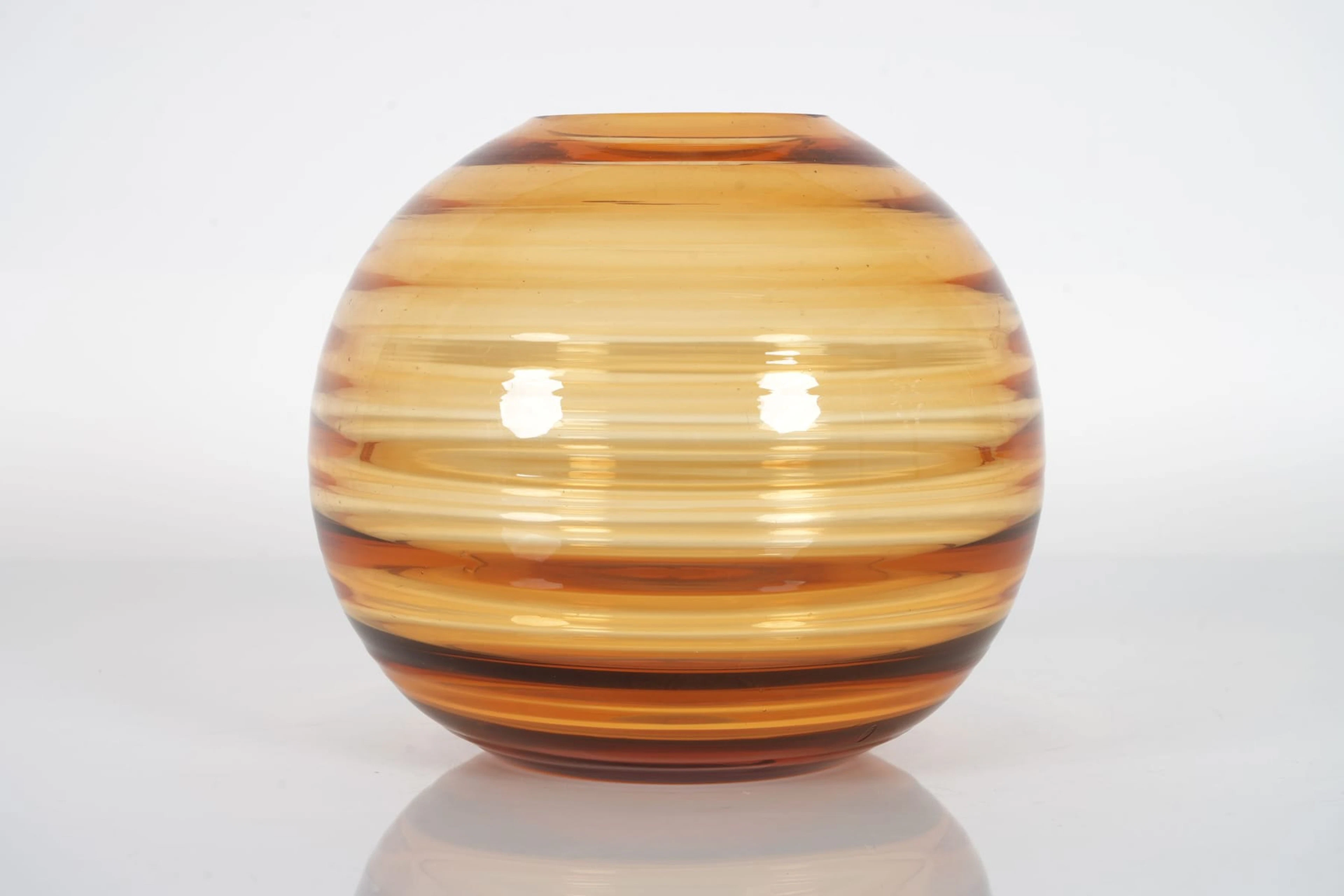 KLOTVAS, orange glasmassa, 1900-tal