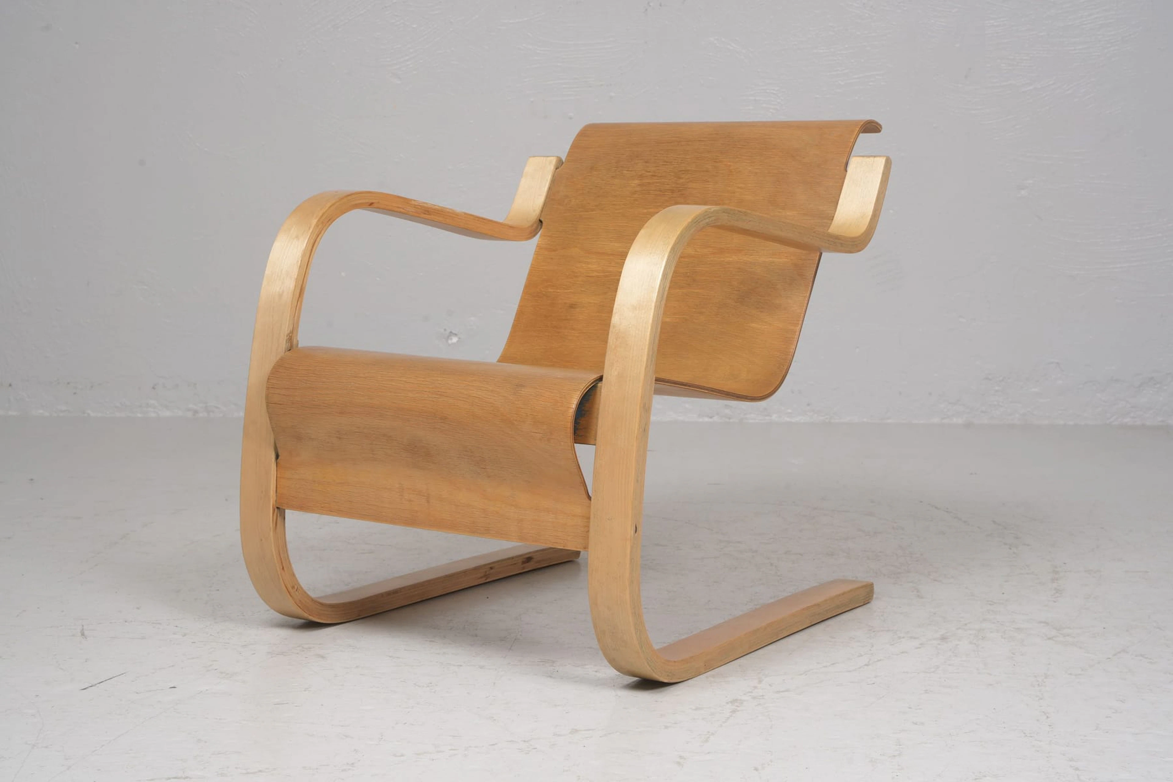 ALVAR AALTO, karmstol, "Modell nr 31", O.y Huonekalu-ja Rakennustyötehdas