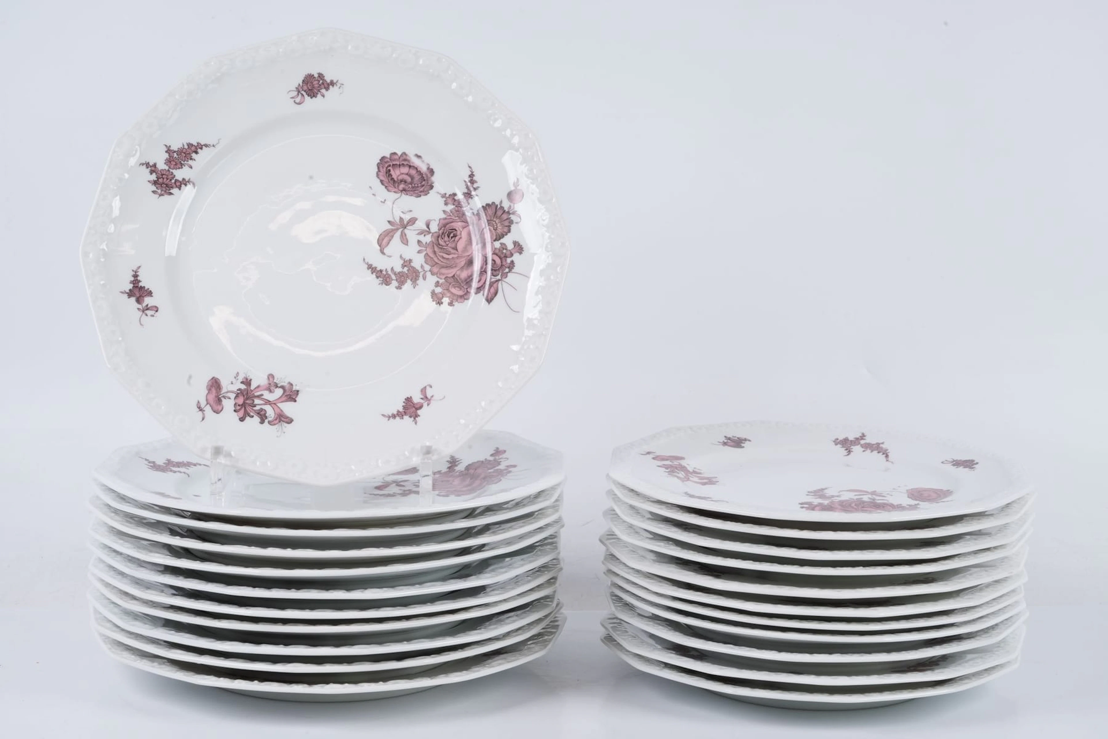 MATTALLRIKAR, 11 st, samt FÖRÄTTSTALLRIKAR, 11 st, "Maria", Rosenthal