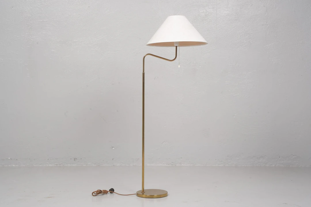 GOLVLAMPA, mässing, Bergboms, G-145, 1900-talets andra hälft