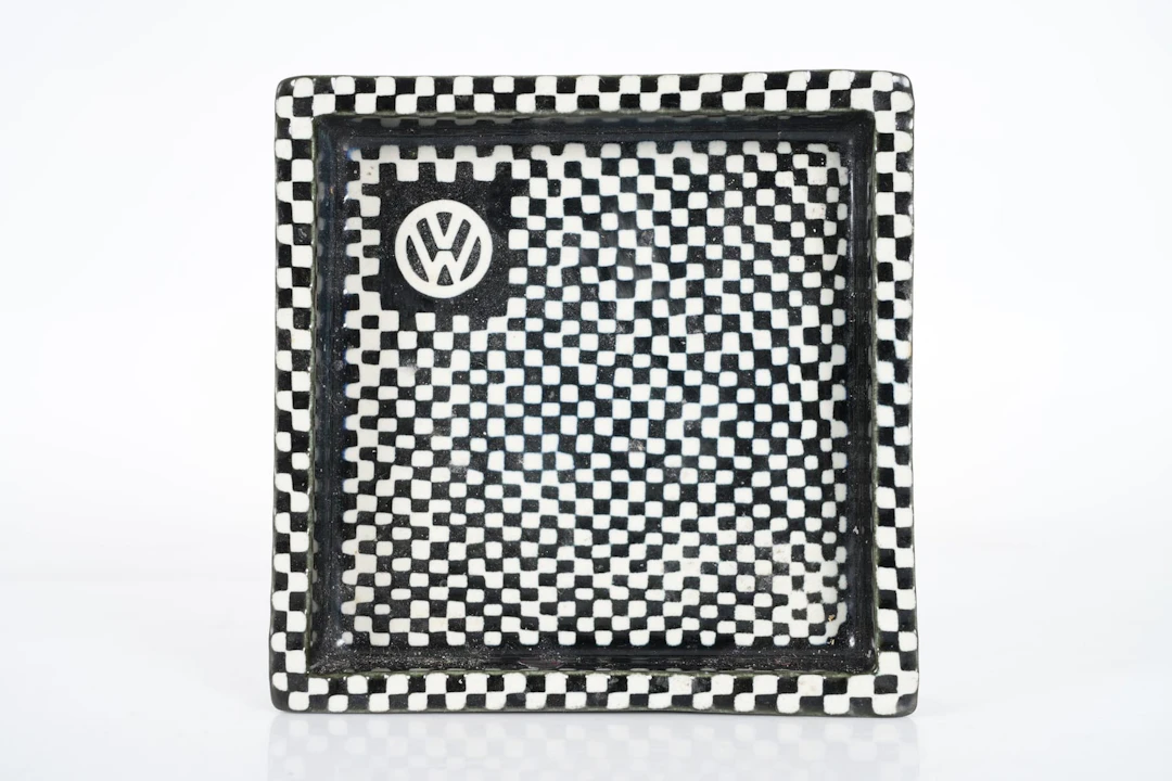 STIG LINDBERG (1916-1982), fat, "Domino", Gustavsberg