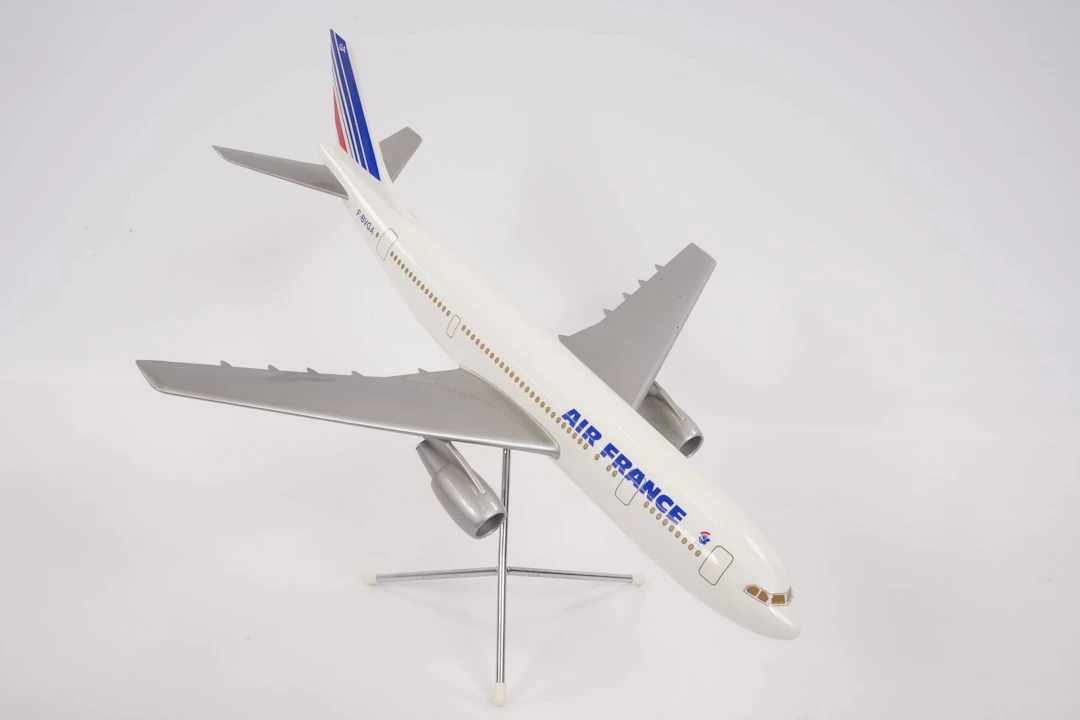 MODELLFLYGPLAN, konstmassa, "Air France Airbus"