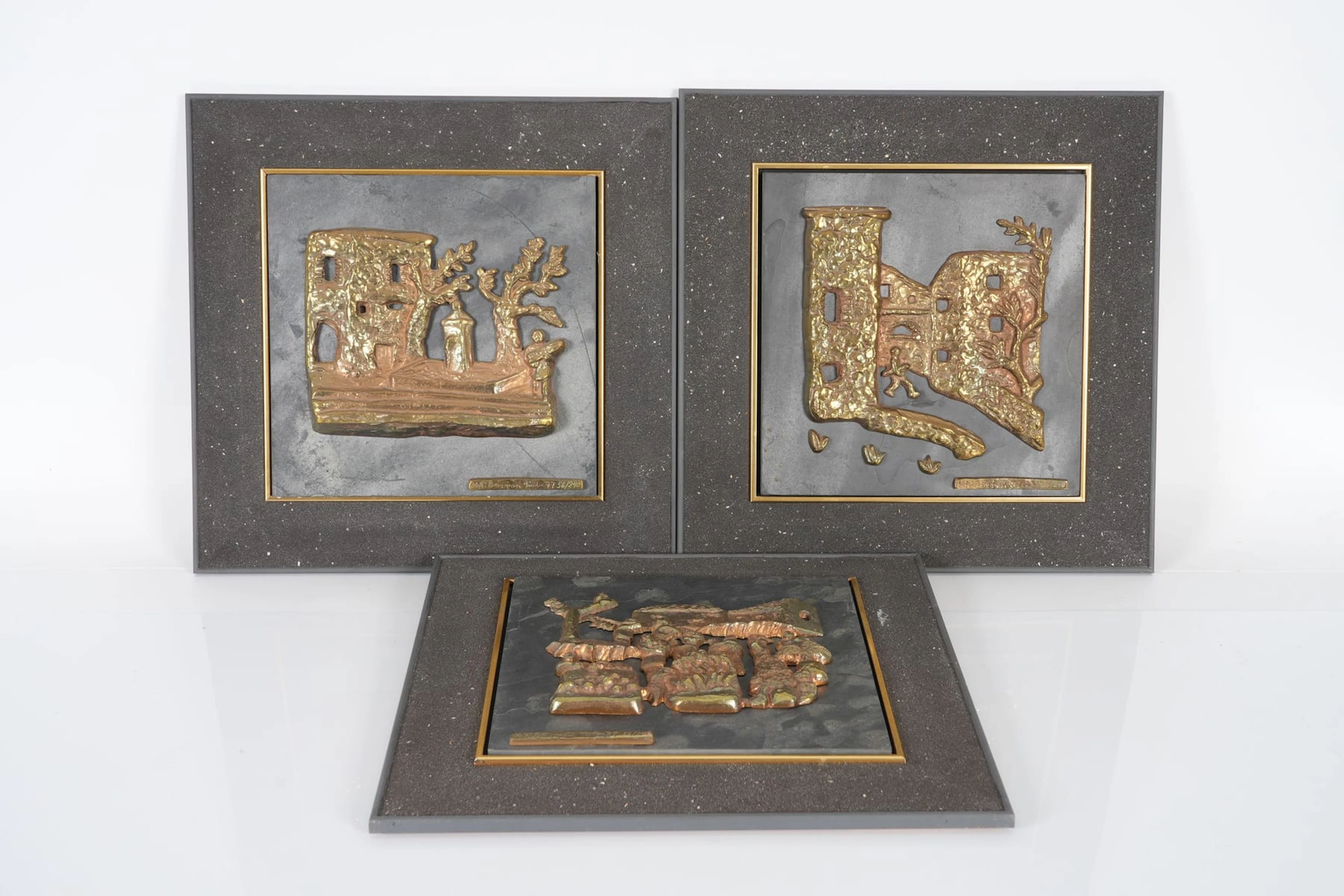 ASTRI BERGMAN TAUBE (1898-1980), bronsreliefer, 3 st