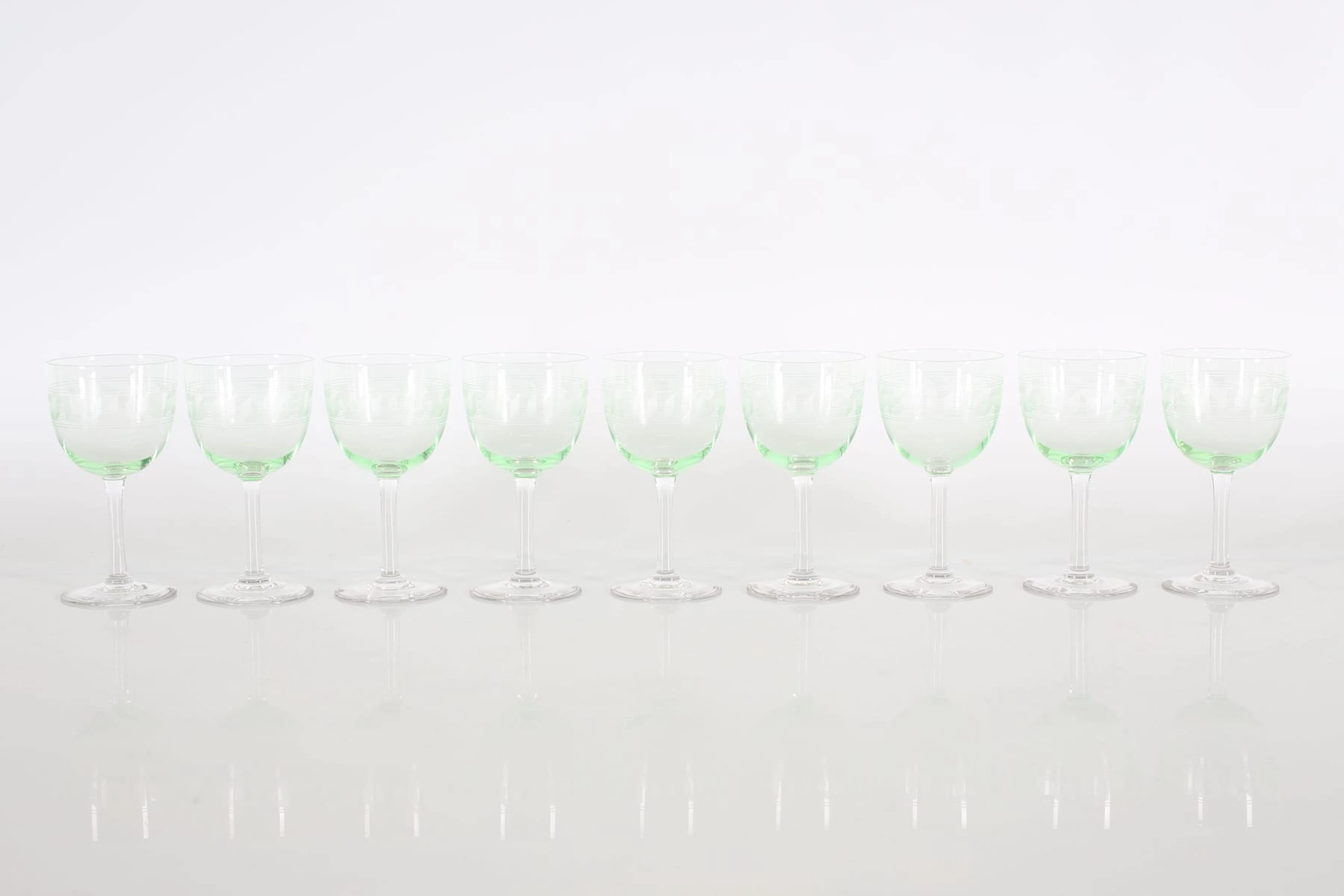 LIKÖRGLAS, 9 st, uranglas, 1900-talets första hälft