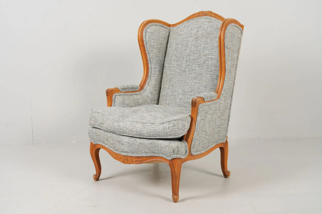 FÅTÖLJ, s.k. Bergere, rokokostil, 1900-talets mitt