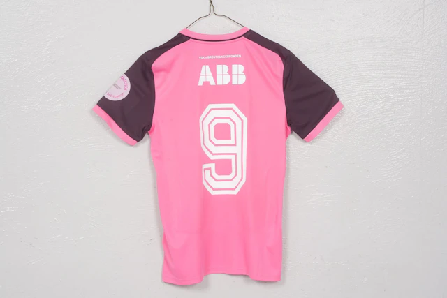 TILDA HELLÉN, , matchtröja, (S), "Rosa matchen", VSK Fotboll, 2026