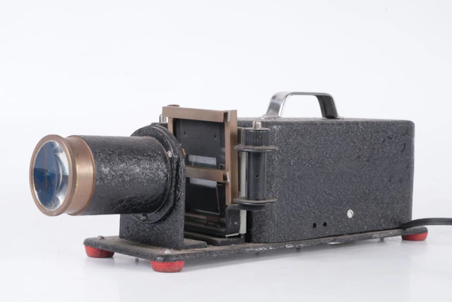 FILMPROJEKTOR / SKIOPTIKON, 1900-talets första hälft