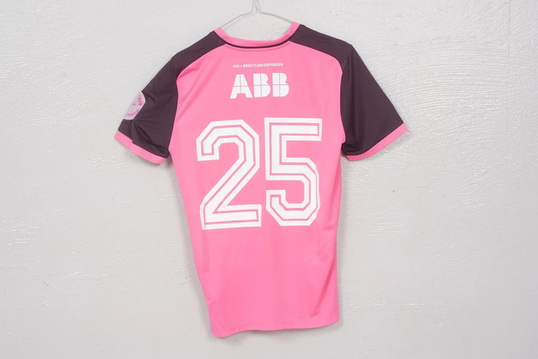 HANNA GUNNARSSON, matchtröja, (M), "Rosa matchen", VSK Fotboll, 2026