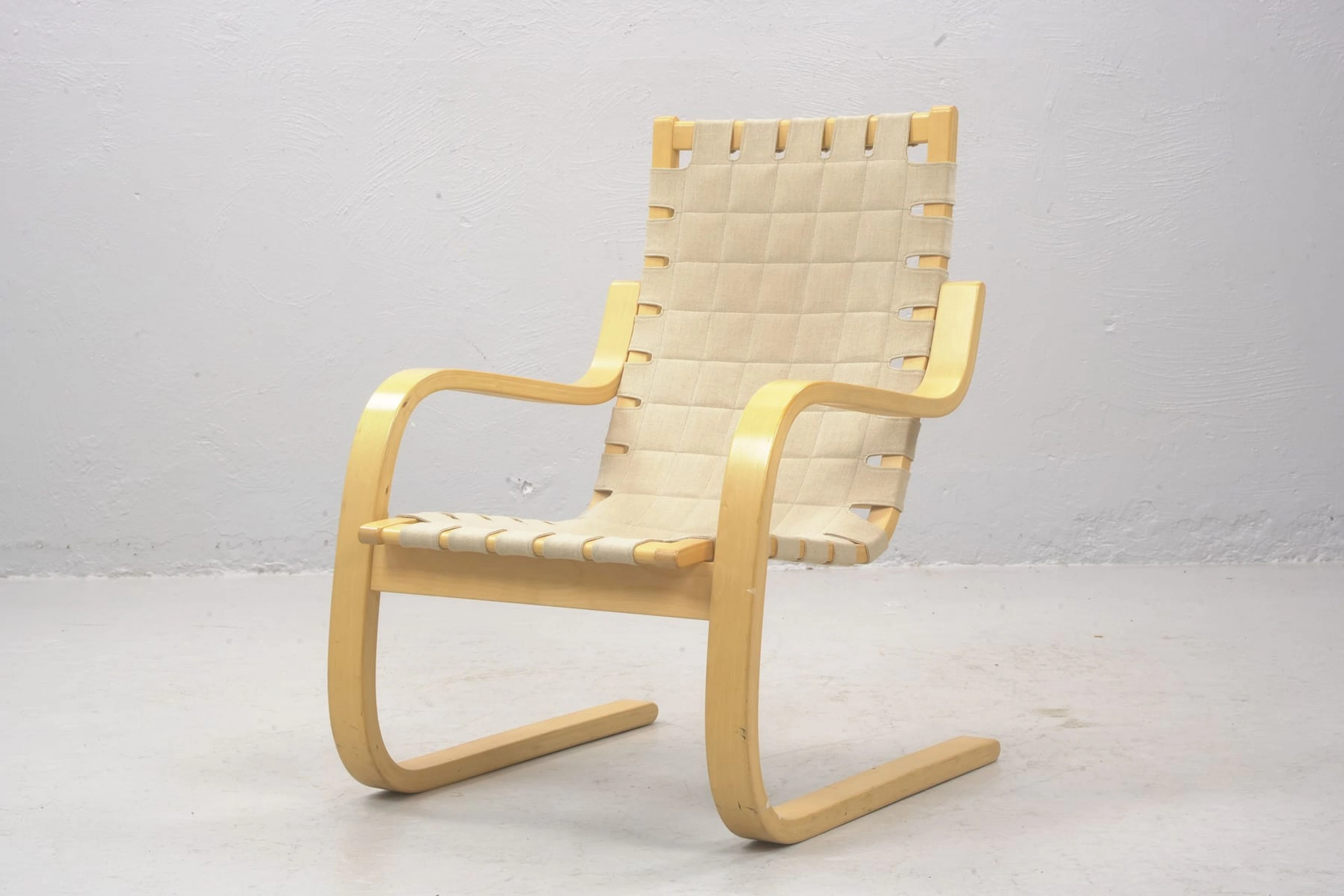 ALVAR AALTO (1898-1976), fåtölj, modell 406, Artek, Finland