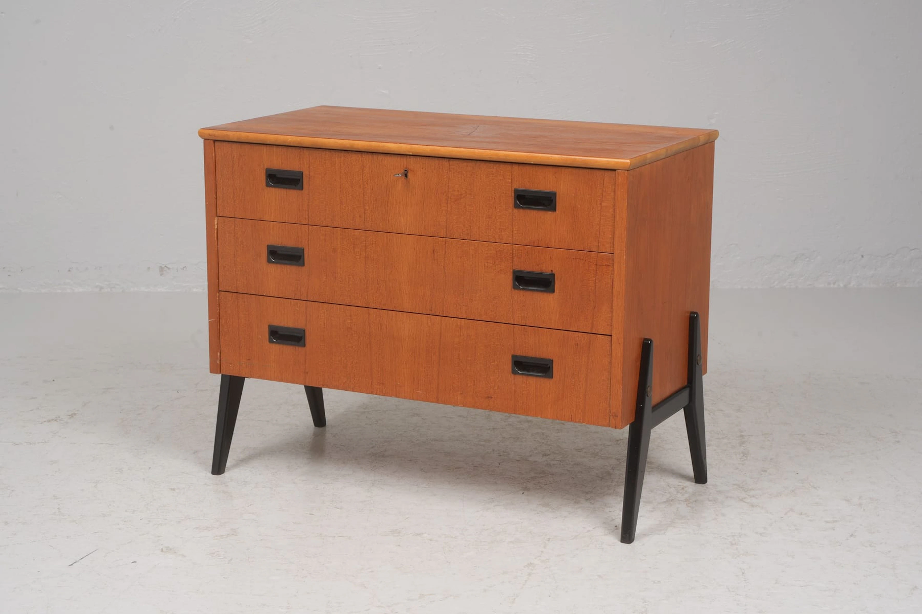 BYRÅ, teak, 1950/1960-tal
