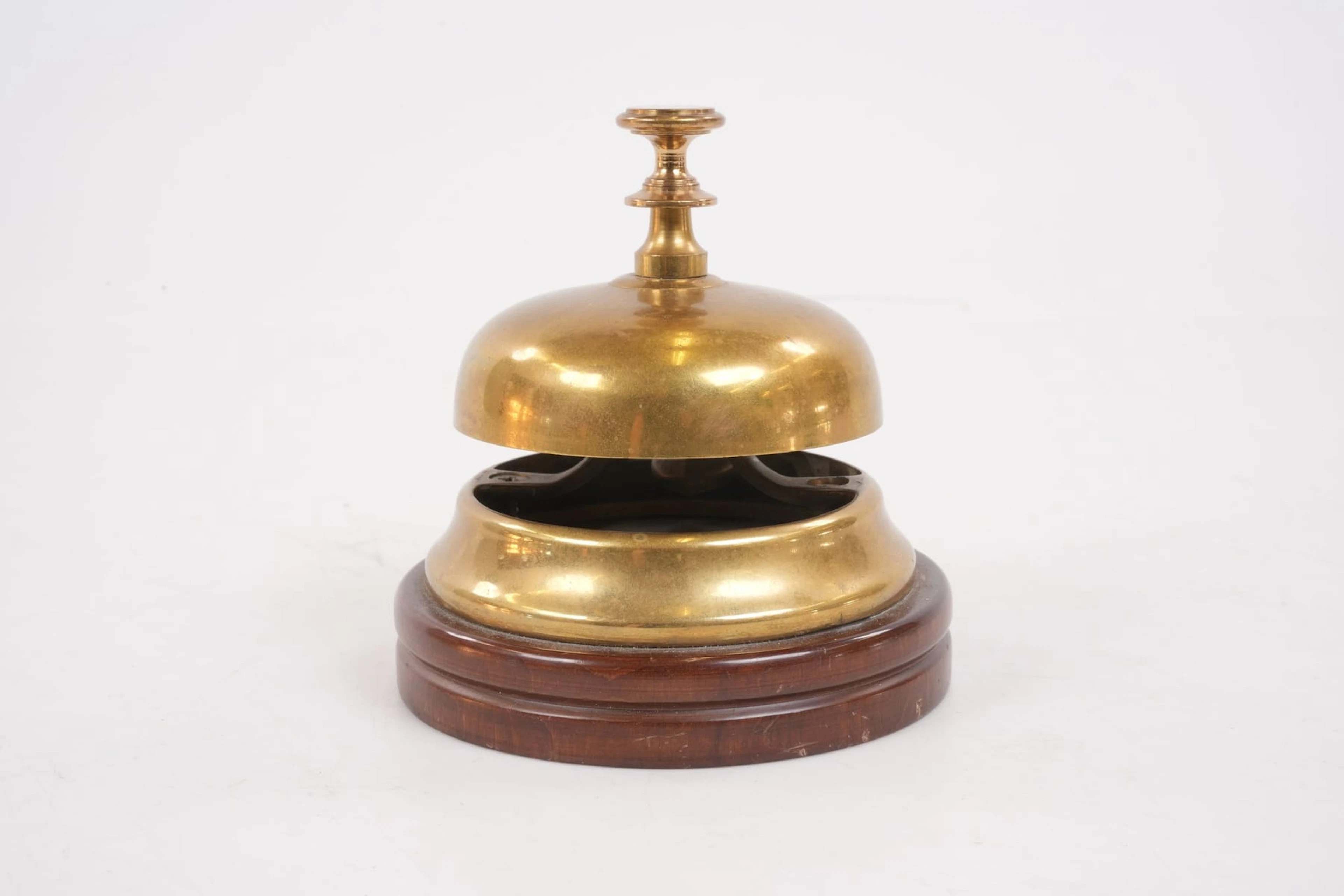 HOTELLKLOCKA / RECEPTIONSKLOCKA, mässing, 1900-tal
