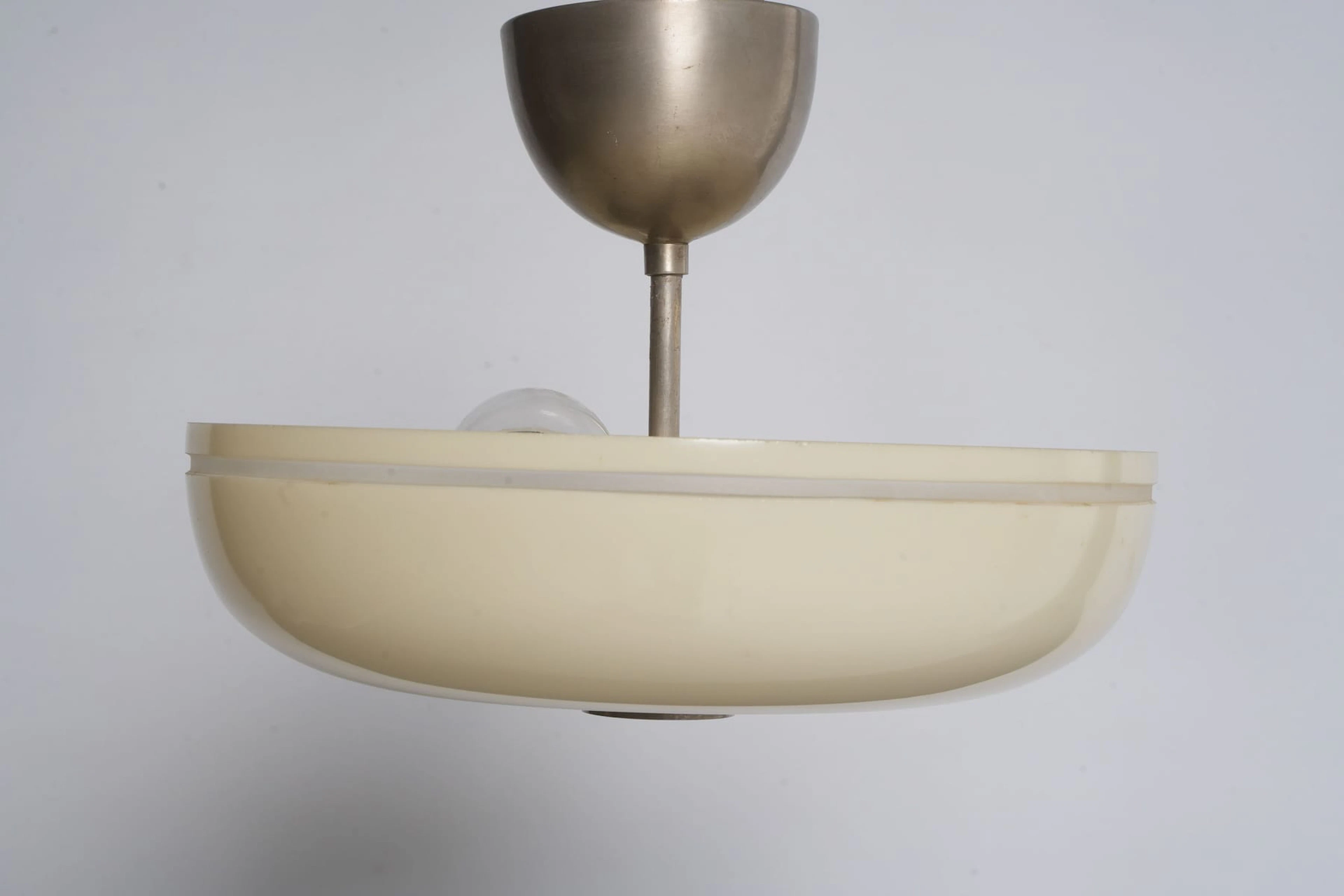 TAKLAMPA / TAKPLAFOND, metall med skärm i glas, Funkis, 1930-tal